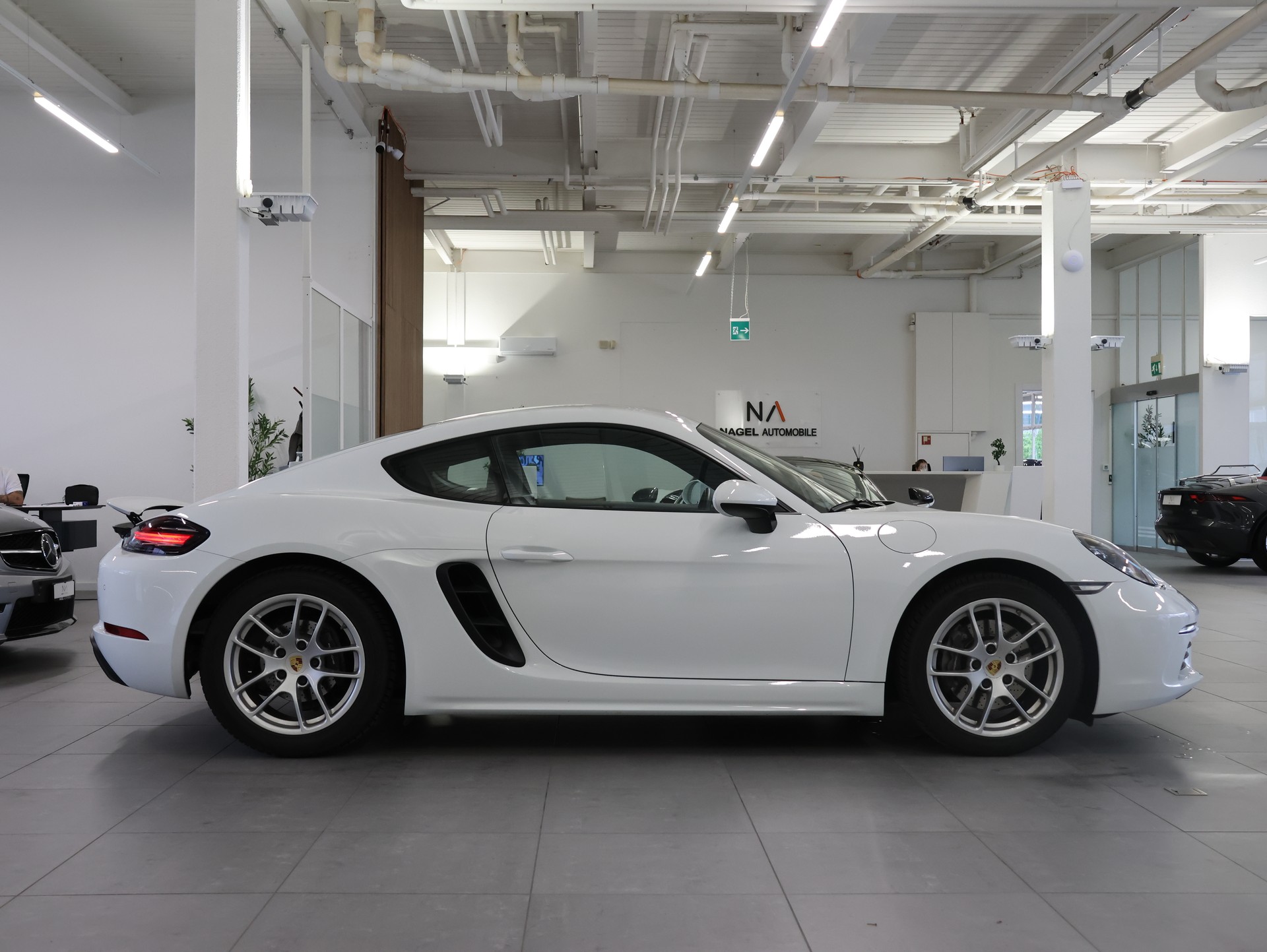 PORSCHE 718 Cayman 2.0 PDK *Bose* *Sportabgassanlage* *Rückfahrkamera*-image-6