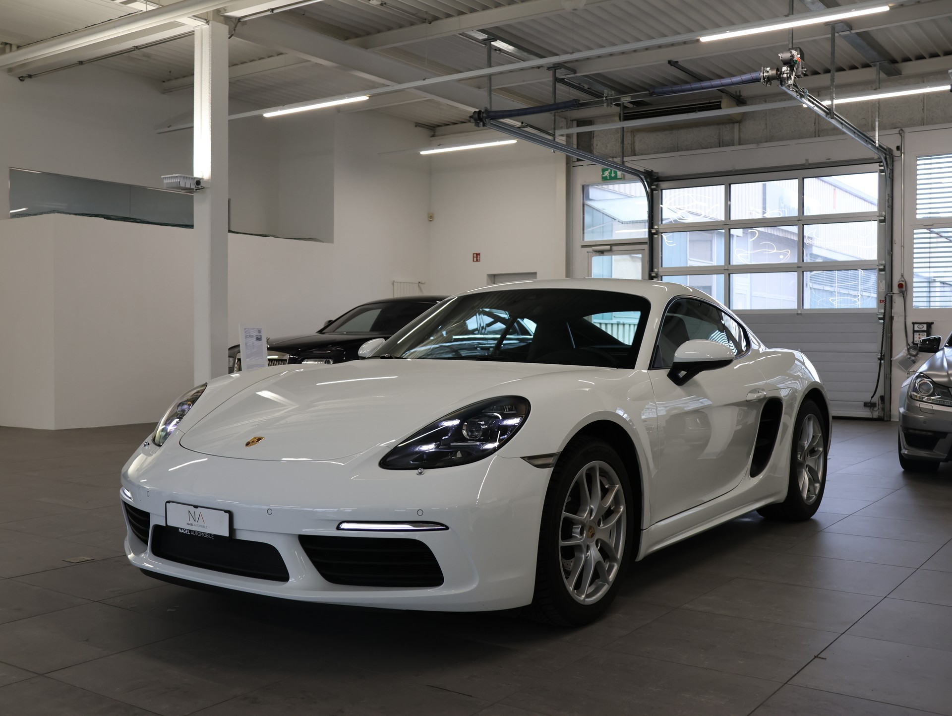 PORSCHE 718 Cayman 2.0 PDK *Bose* *Sportabgassanlage* *Rückfahrkamera*-showroom-element-3