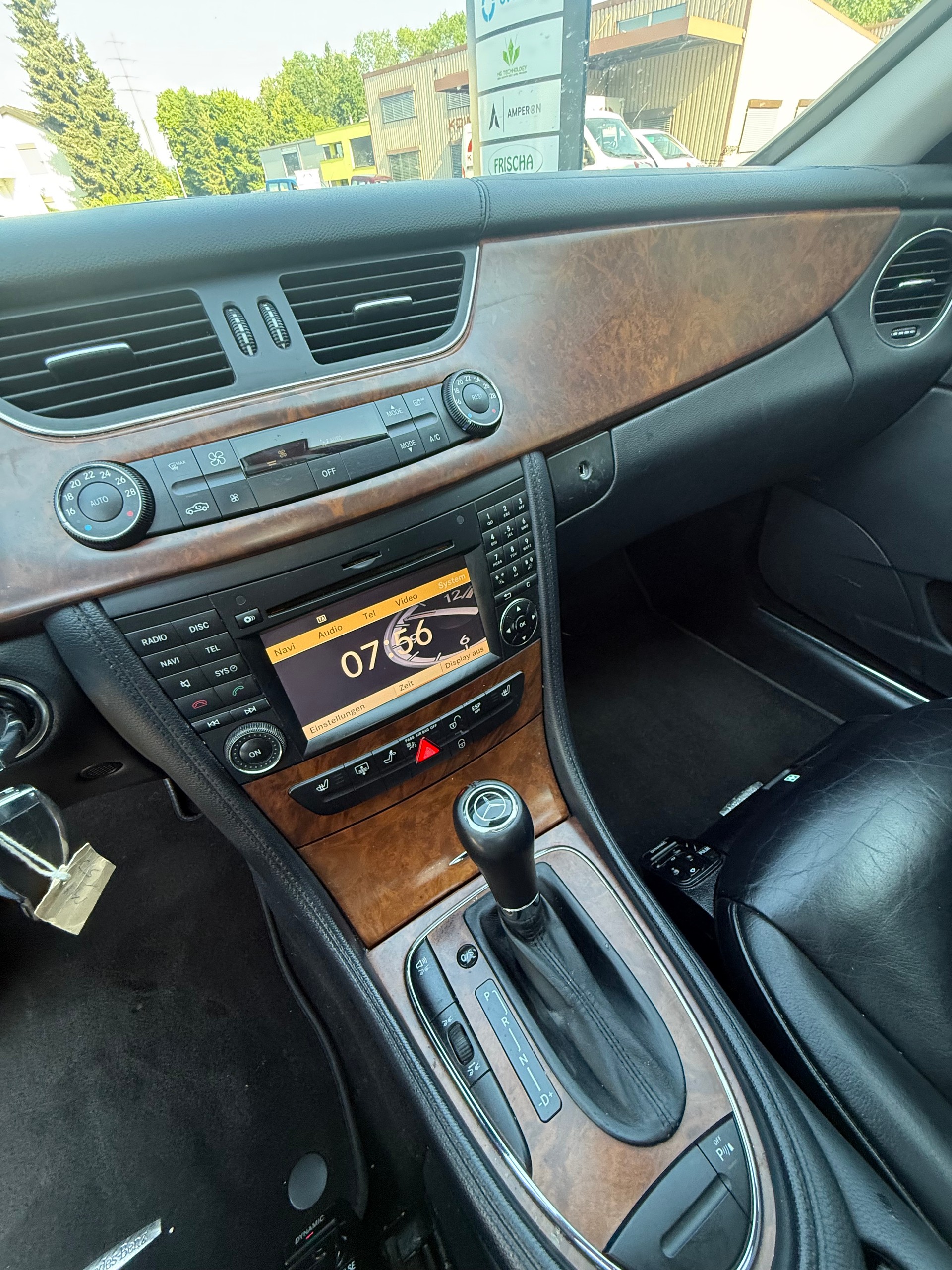 MERCEDES-BENZ CLS 350-image-6