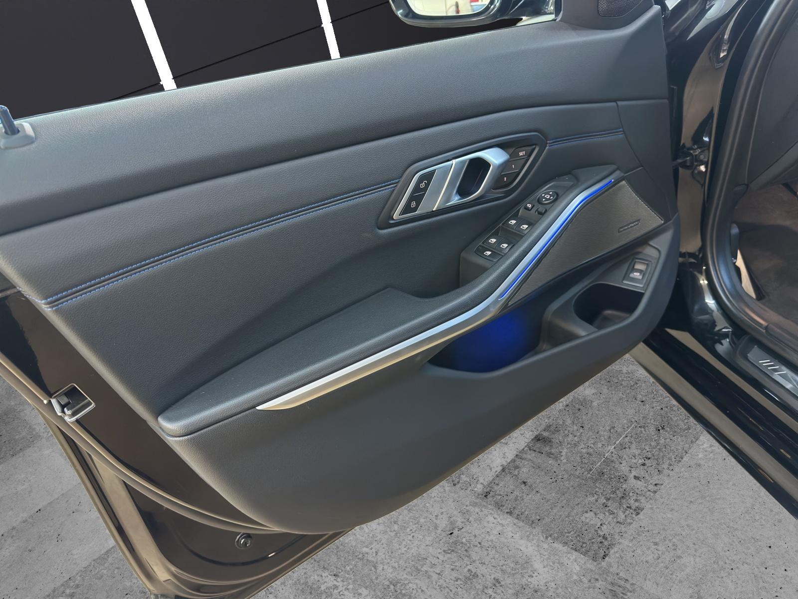 BMW M340d xDrive Touring-image-9