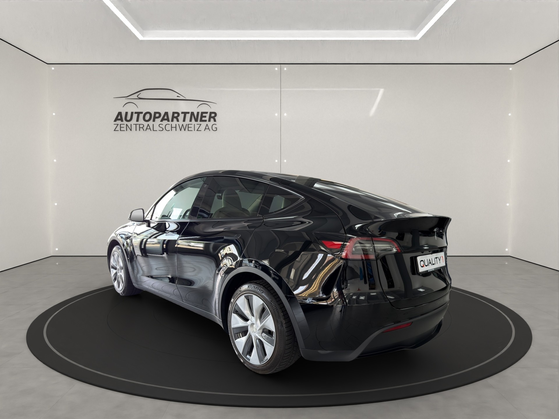 TESLA Model Y RWD-image-2