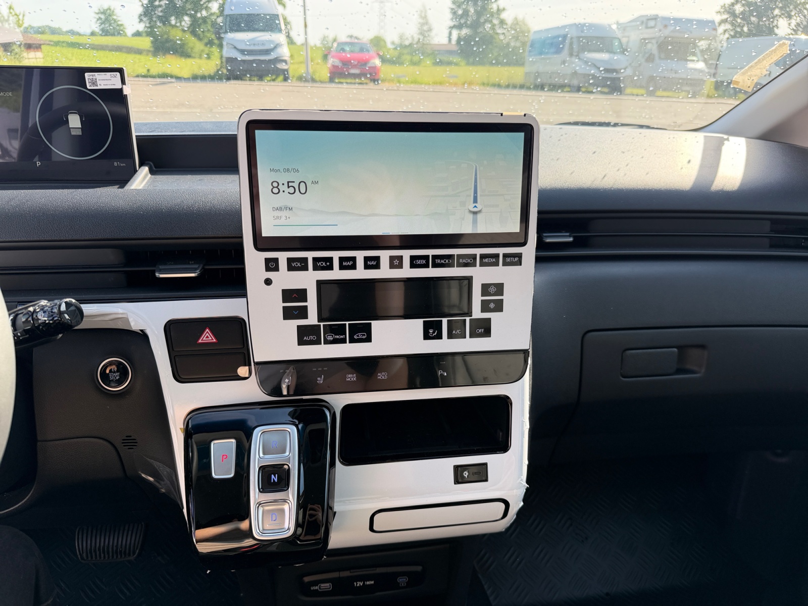 IVECO eMoovy mit FABA Ladebrücke-image-13