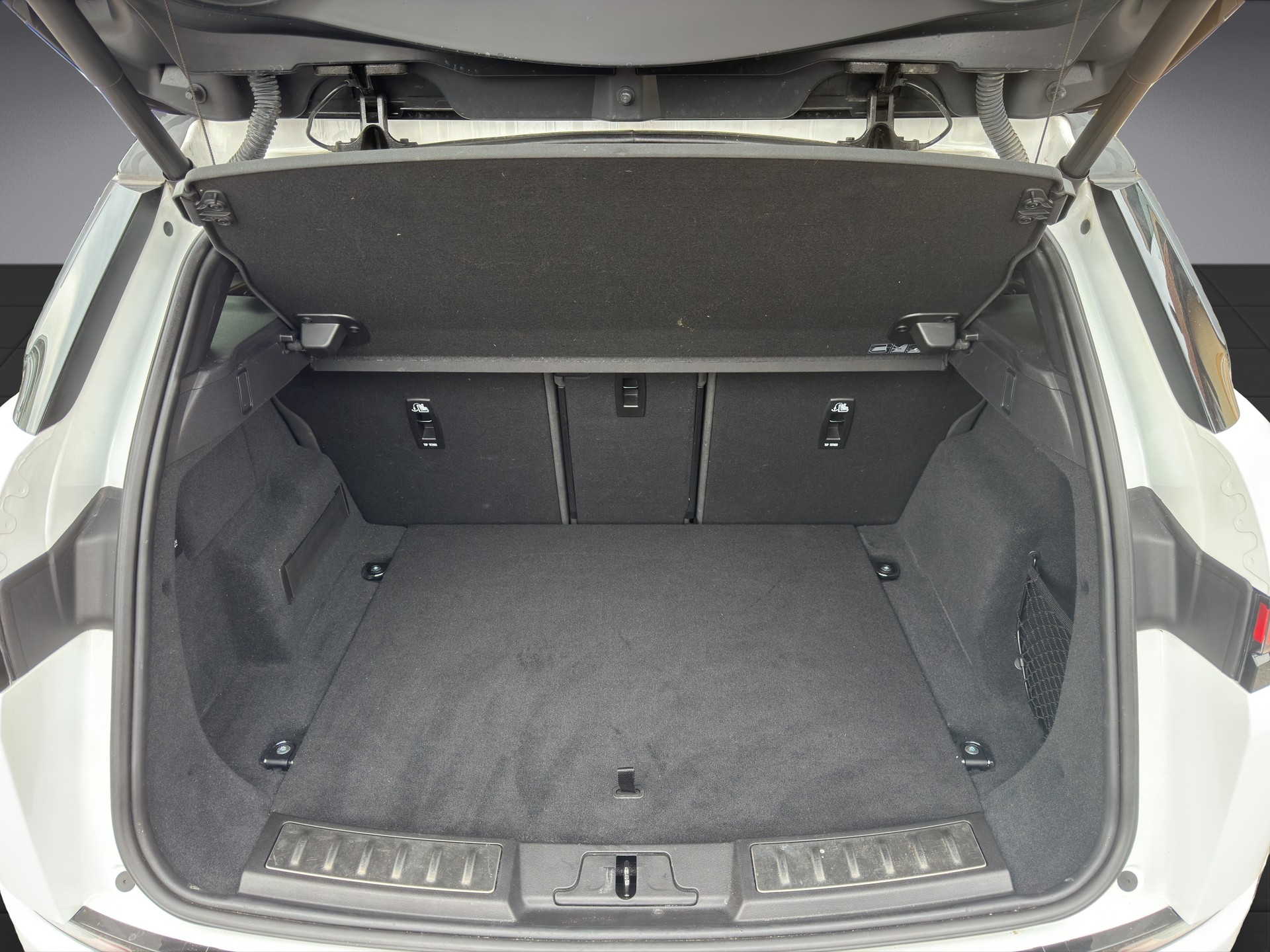 LAND ROVER Range Rover Evoque 2.0 T R-Dynamic S-image-5