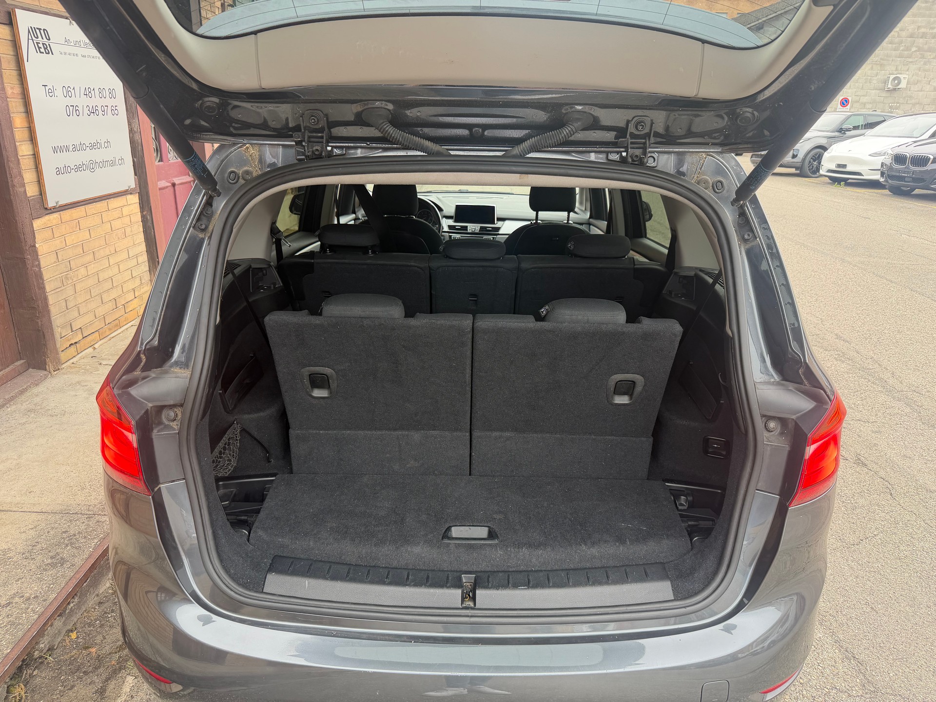BMW 216d Gran Tourer Steptronic-image-10