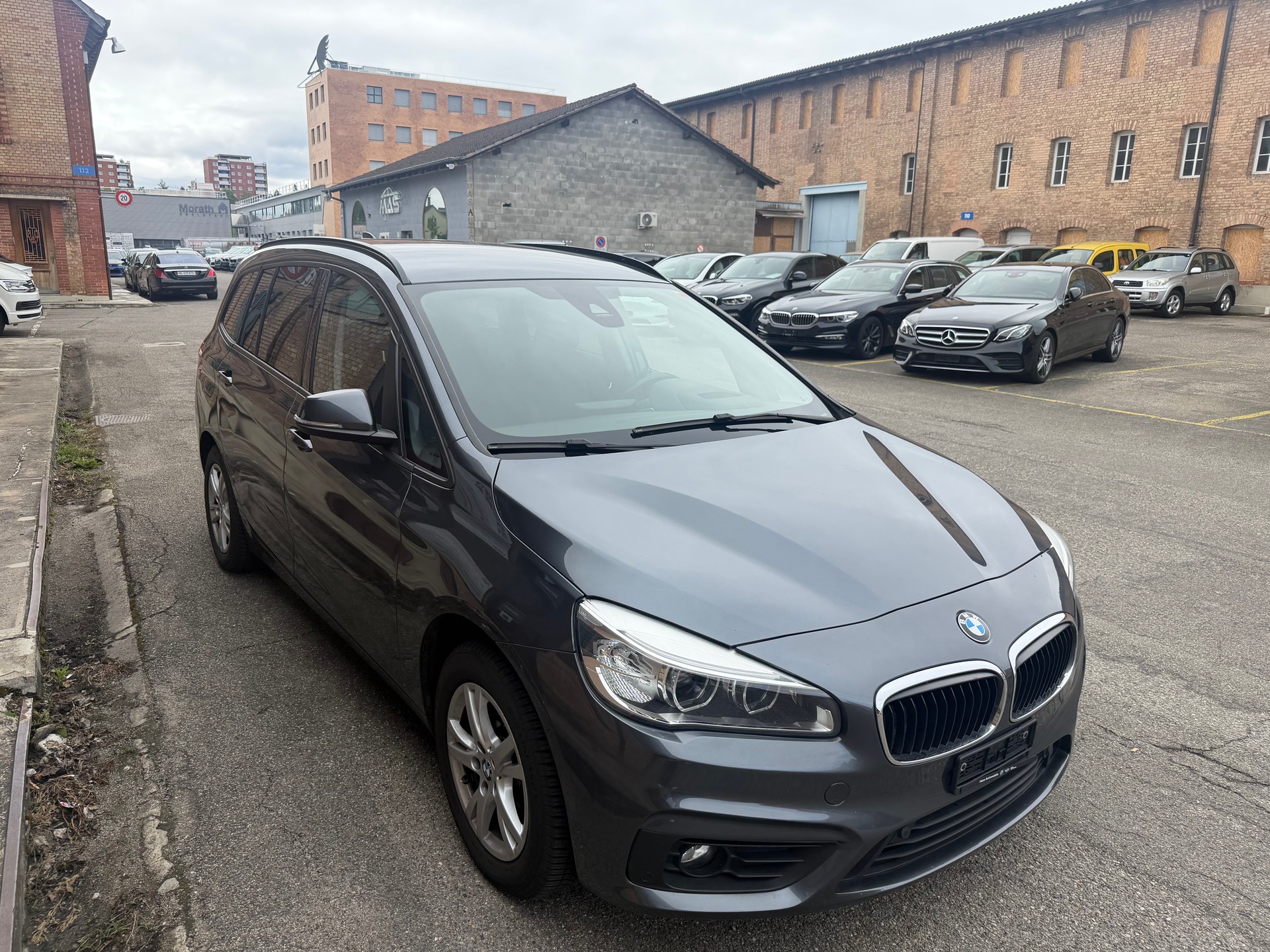 BMW 216d Gran Tourer Steptronic-image-7