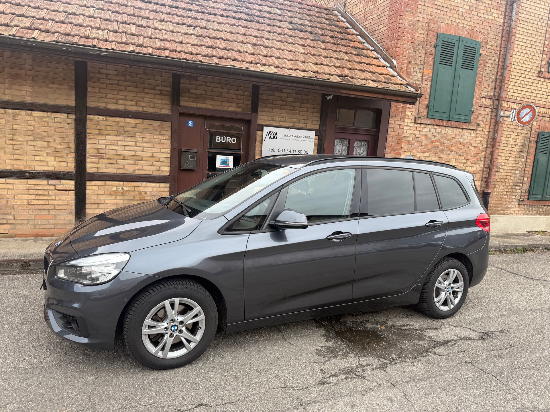 BMW 216d Gran Tourer Steptronic-image-2