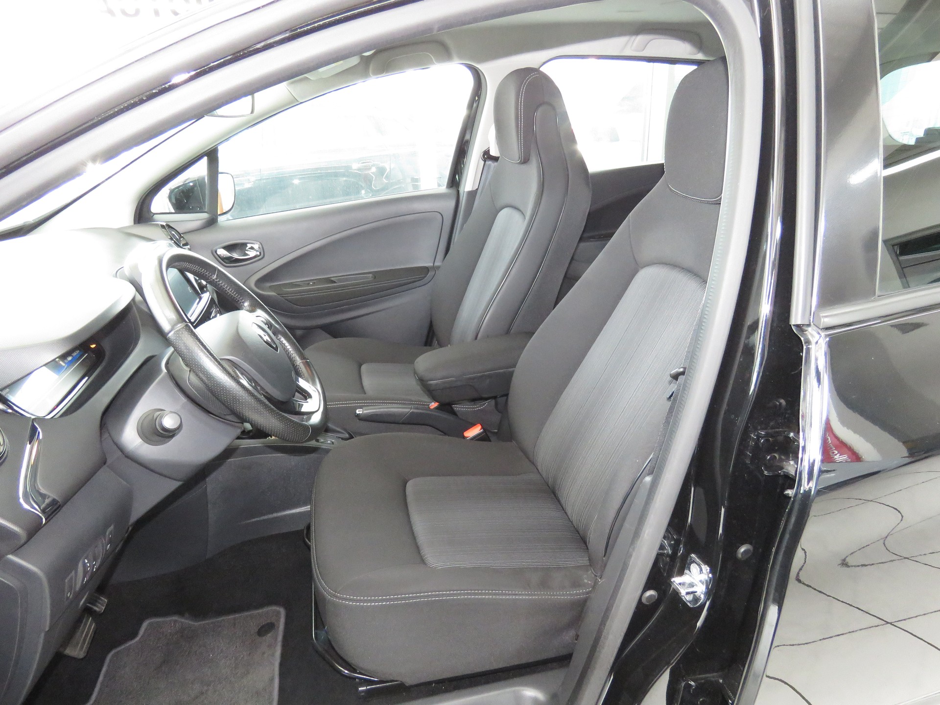 RENAULT Zoe Limited R110 "Automat" (Batterie in Miete)-image-7