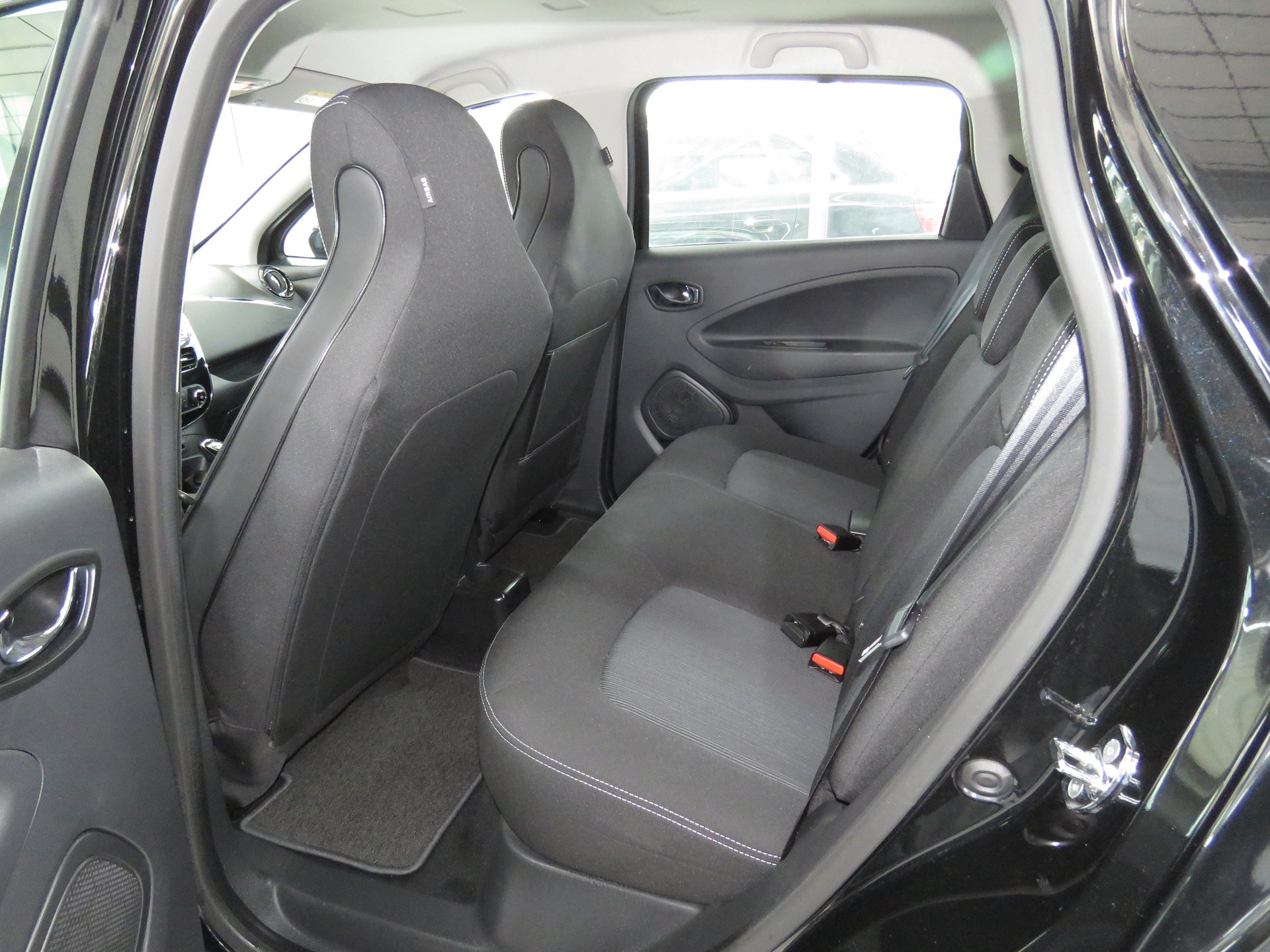 RENAULT Zoe Limited R110 "Automat" (Batterie in Miete)-image-8