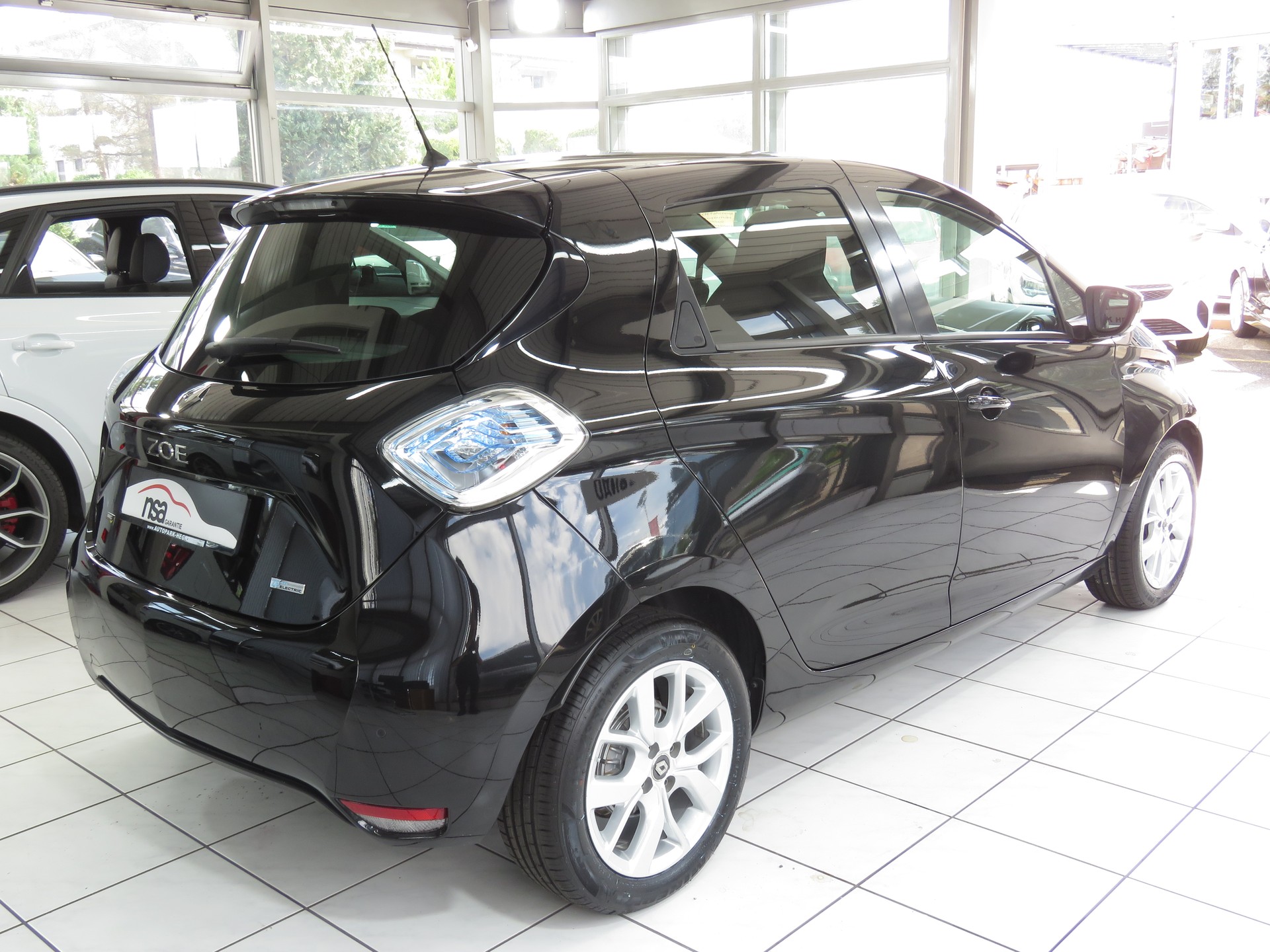 RENAULT Zoe Limited R110 "Automat" (Batterie in Miete)-showroom-element-3