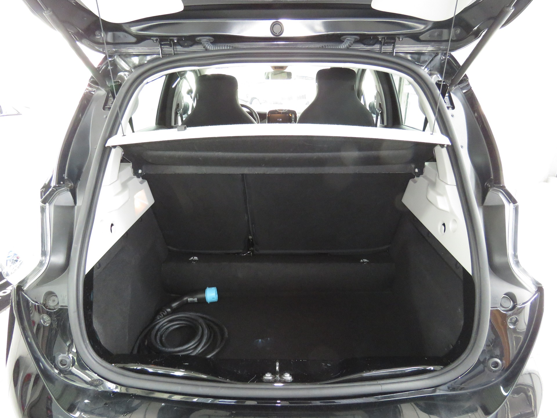 RENAULT Zoe Limited R110 "Automat" (Batterie in Miete)-image-9
