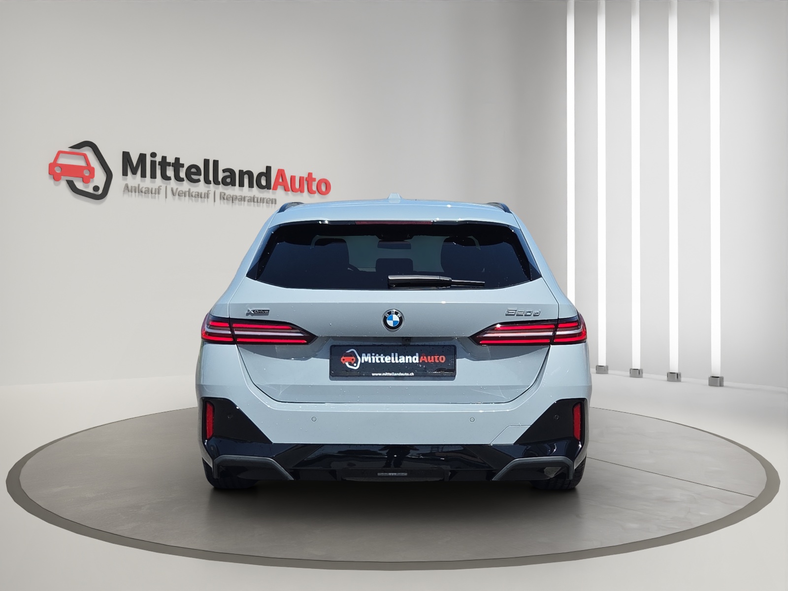 BMW 520d xDrive 48V Touring M Sport Steptronic-image-12