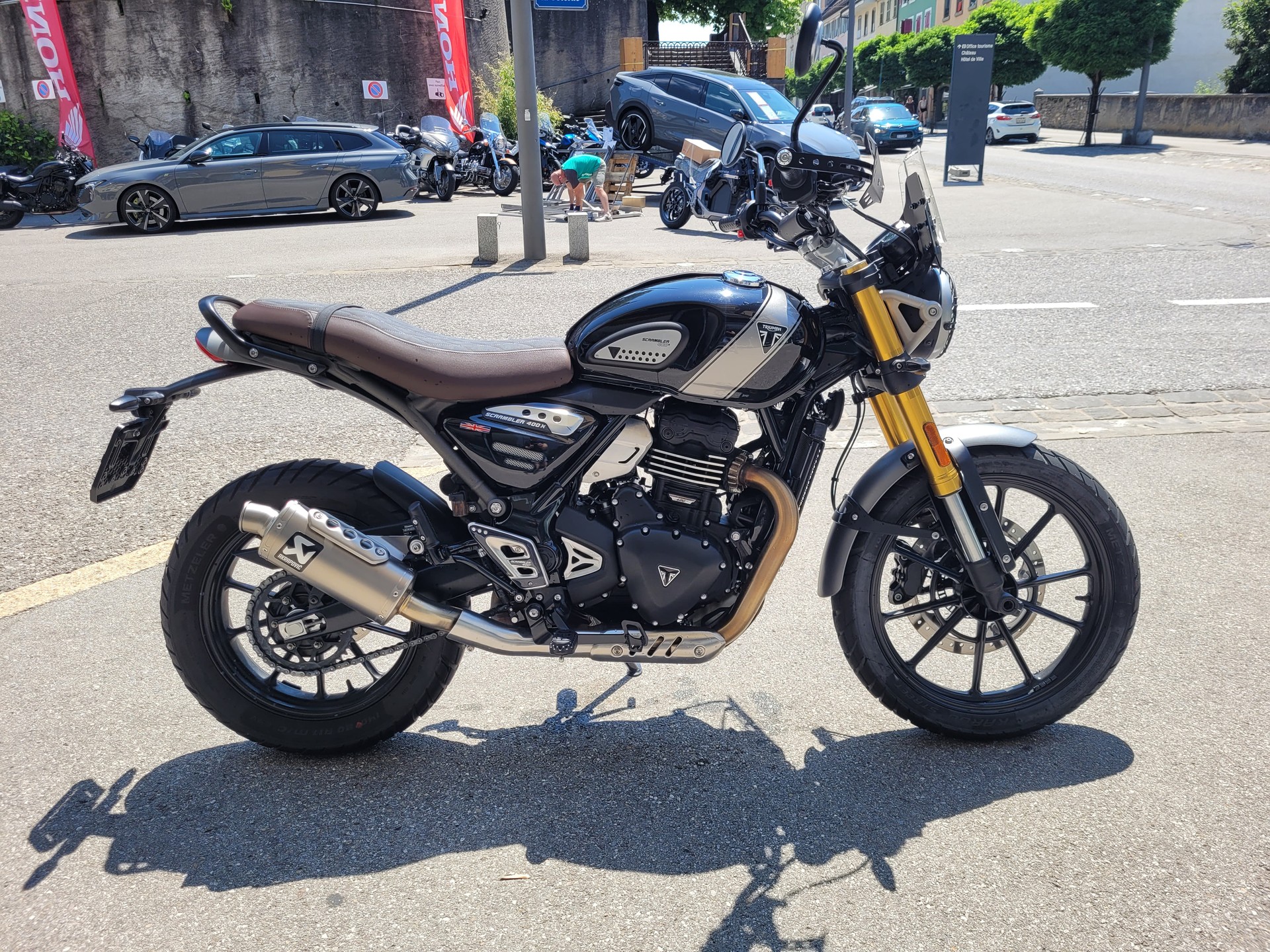 TRIUMPH Scrambler 400 X-image-1