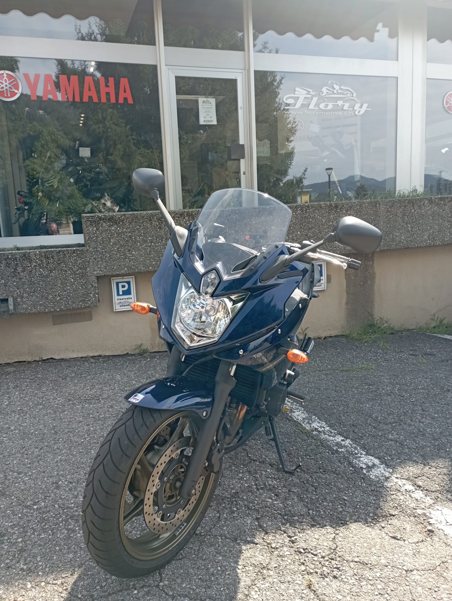 YAMAHA XJ 6 Diversion ABS-image-3