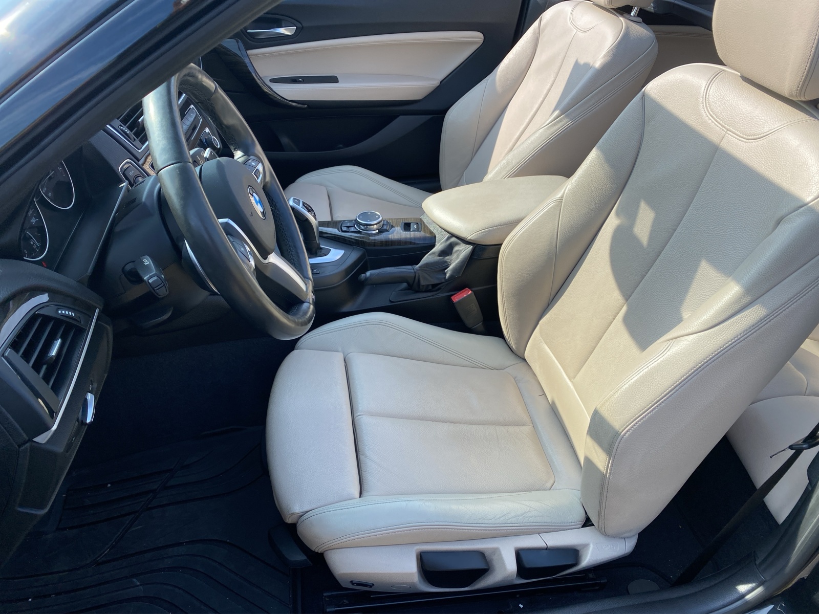 BMW M235i Steptronic-image-8