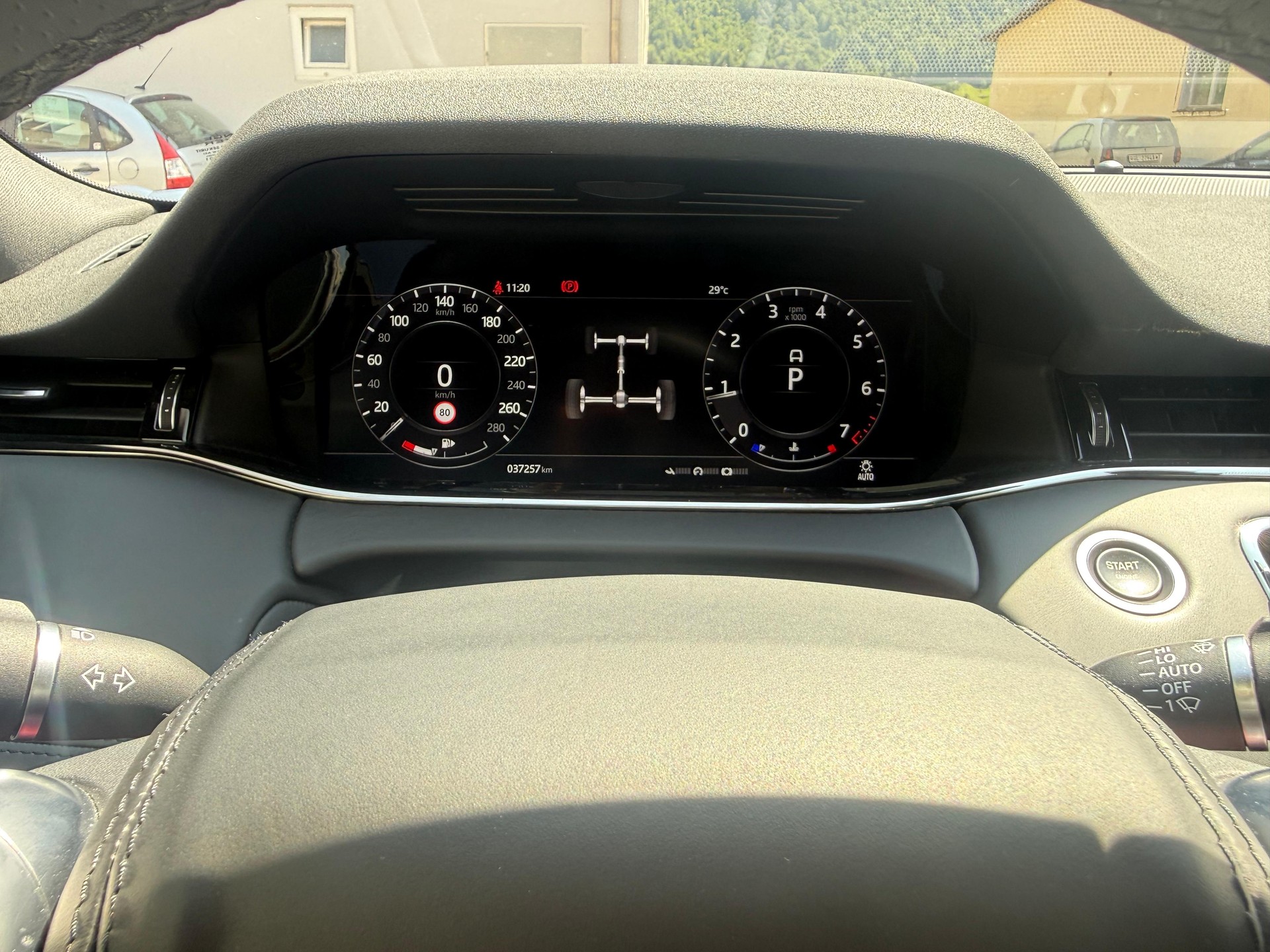 LAND ROVER Range Rover Evoque R-Dynamic P 250 HSE AT9-image-9