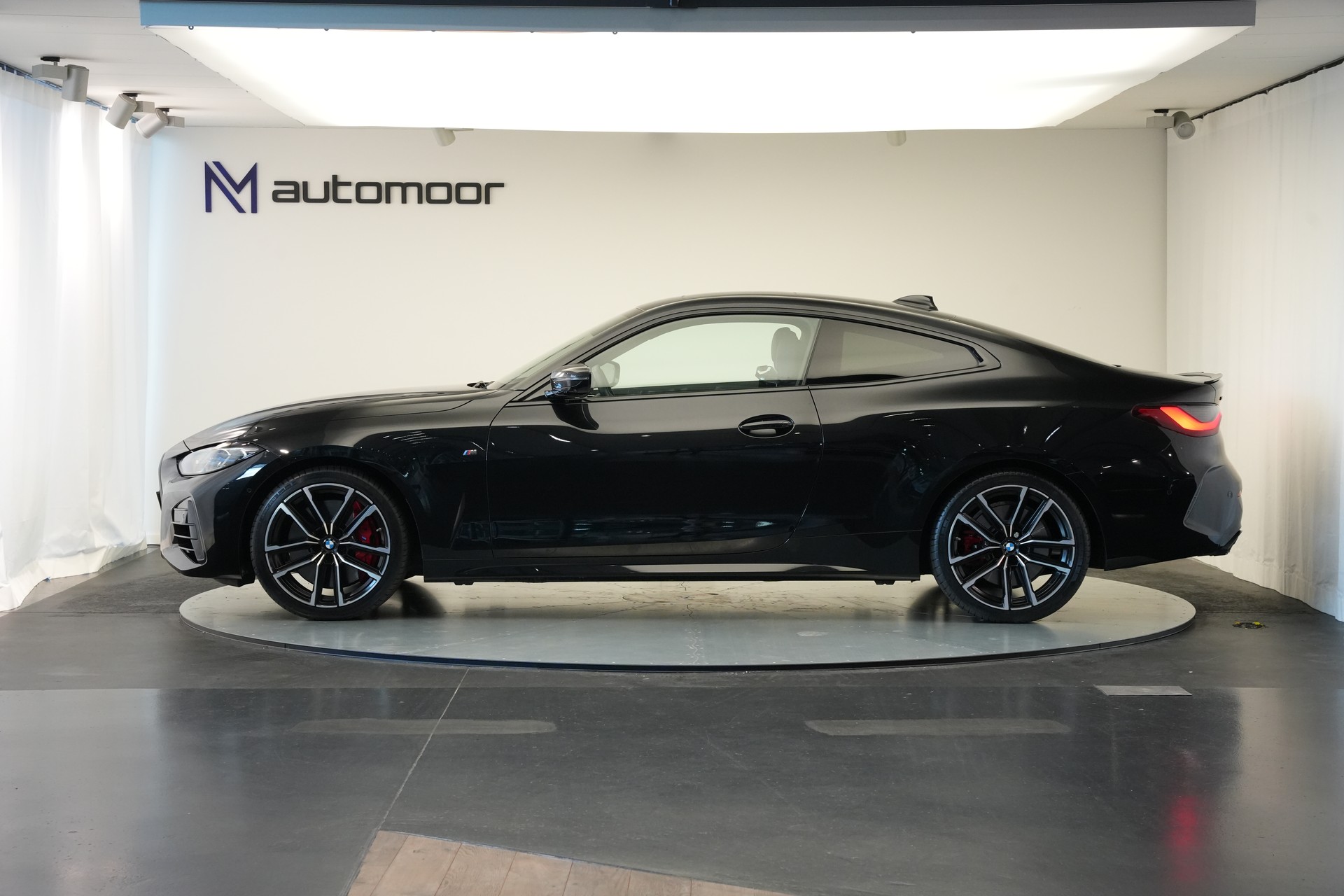 BMW M440i xDrive 48V Coupé Steptronic *CH-Fahrzeug* *M Sportsitze* *Carbon Paket*-image-7