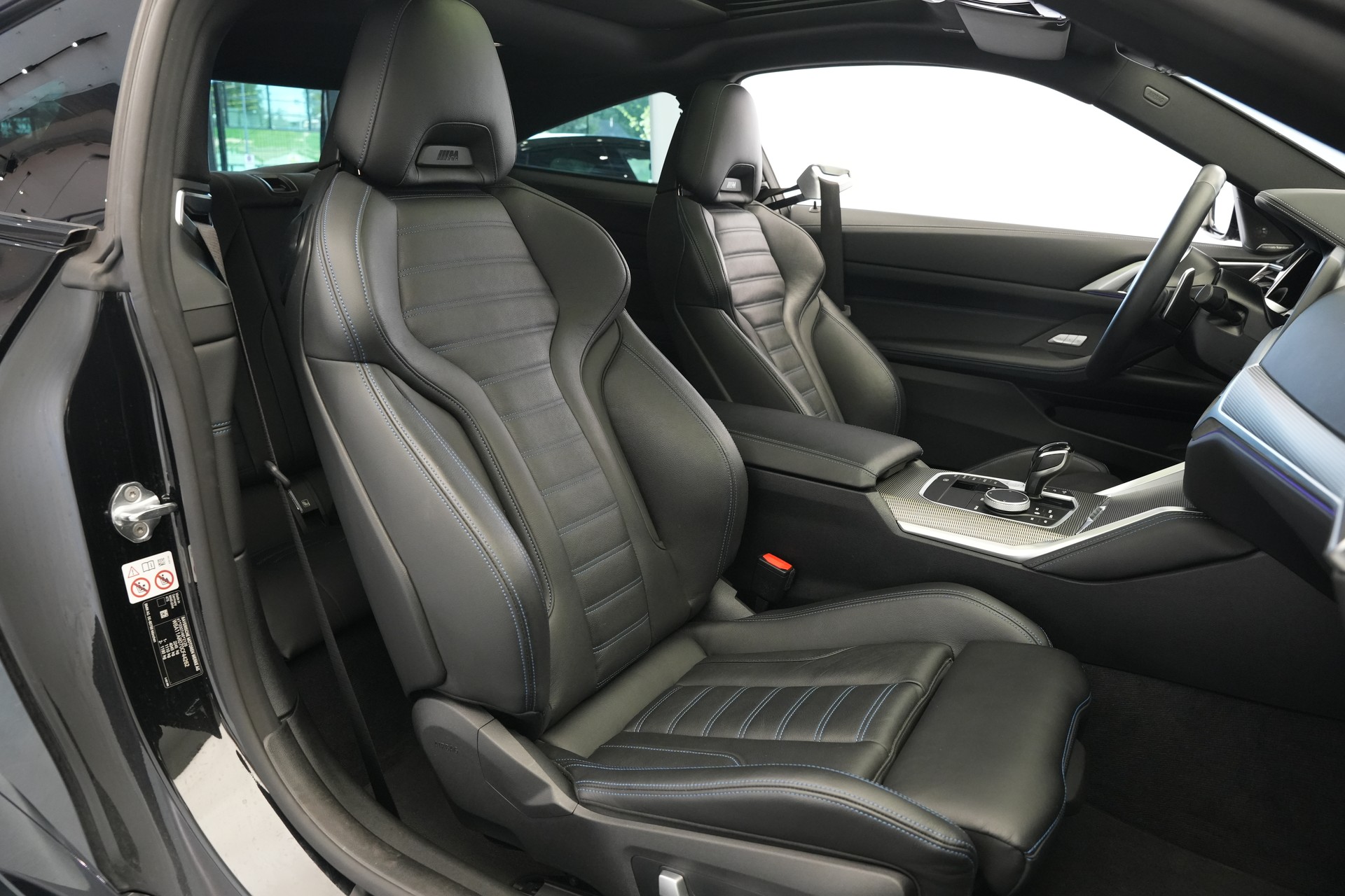 BMW M440i xDrive 48V Coupé Steptronic *CH-Fahrzeug* *M Sportsitze* *Carbon Paket*-image-15