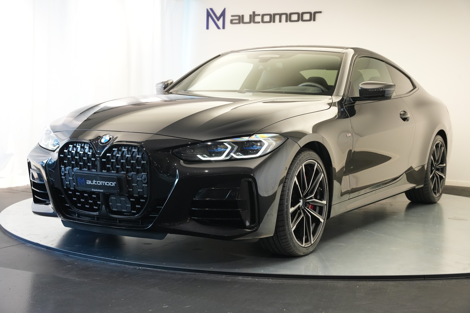 BMW M440i xDrive 48V Coupé Steptronic *CH-Fahrzeug* *M Sportsitze* *Carbon Paket*-image-49