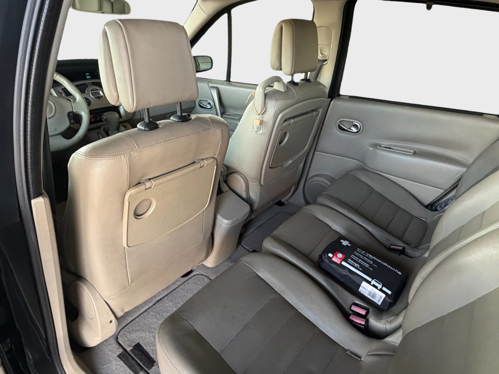 RENAULT Scénic 2.0 16V Fairway Automatic-image-16