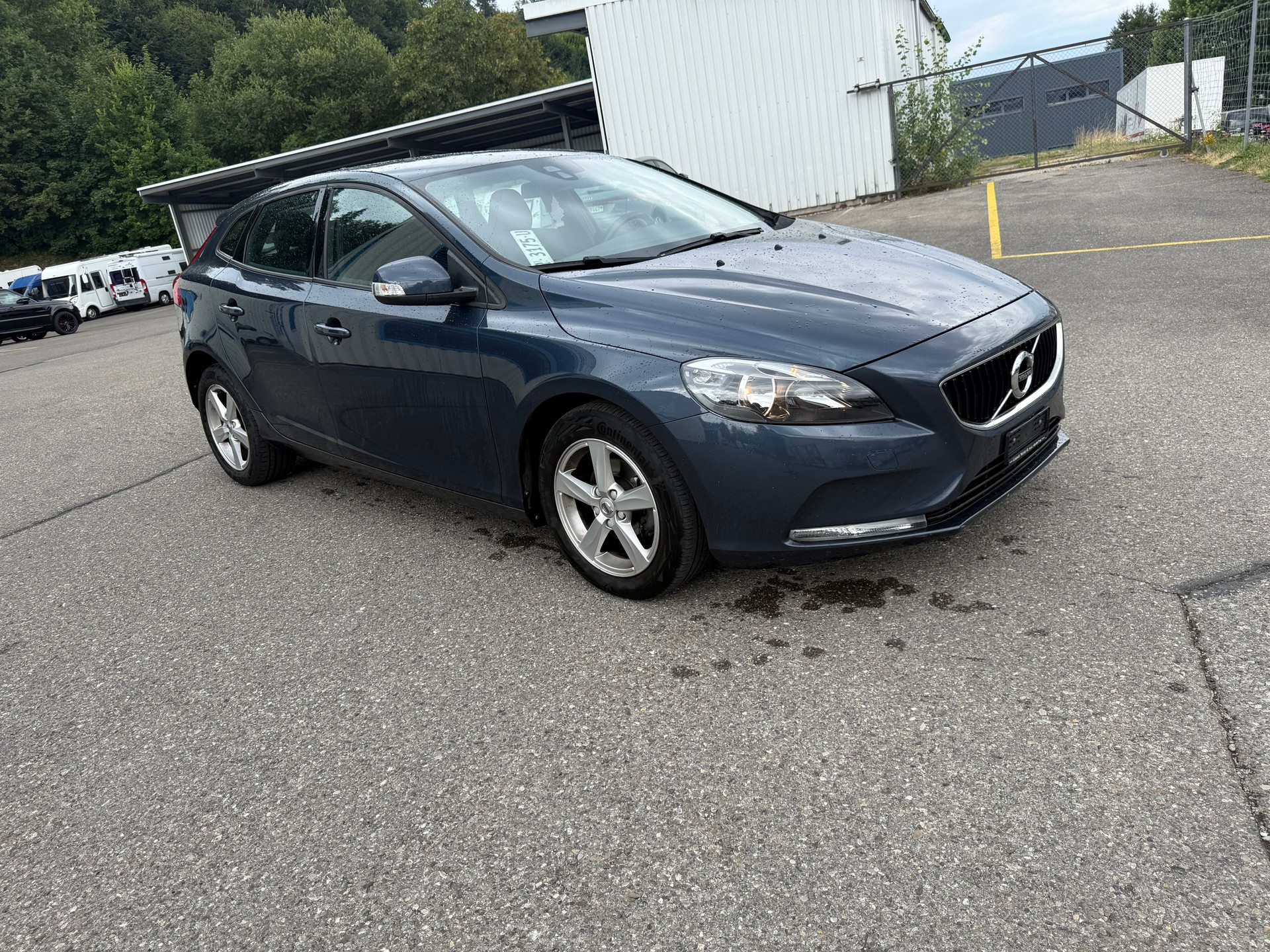 VOLVO V40 D2 Inscription-image-2