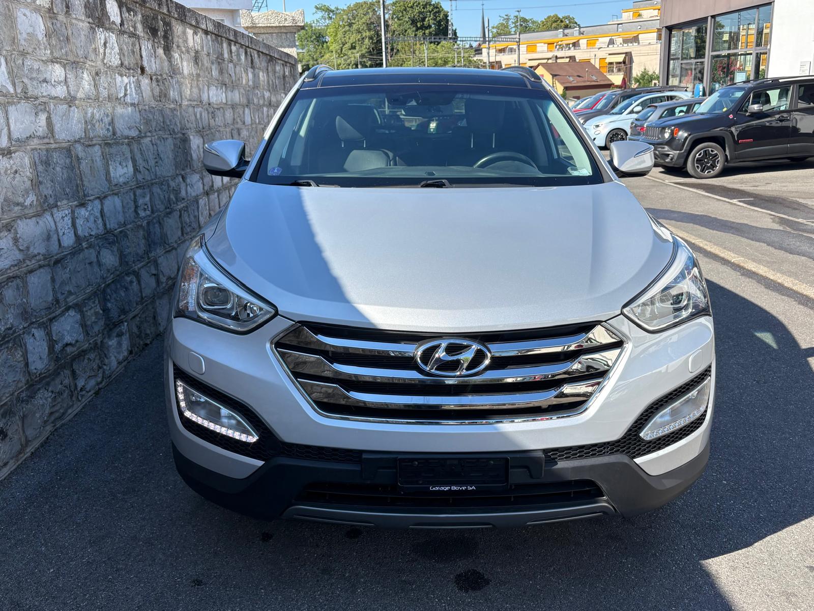 HYUNDAI GRAND SANTA FE 2.4 GDI 4WD 7 places BVA-showroom-element-3