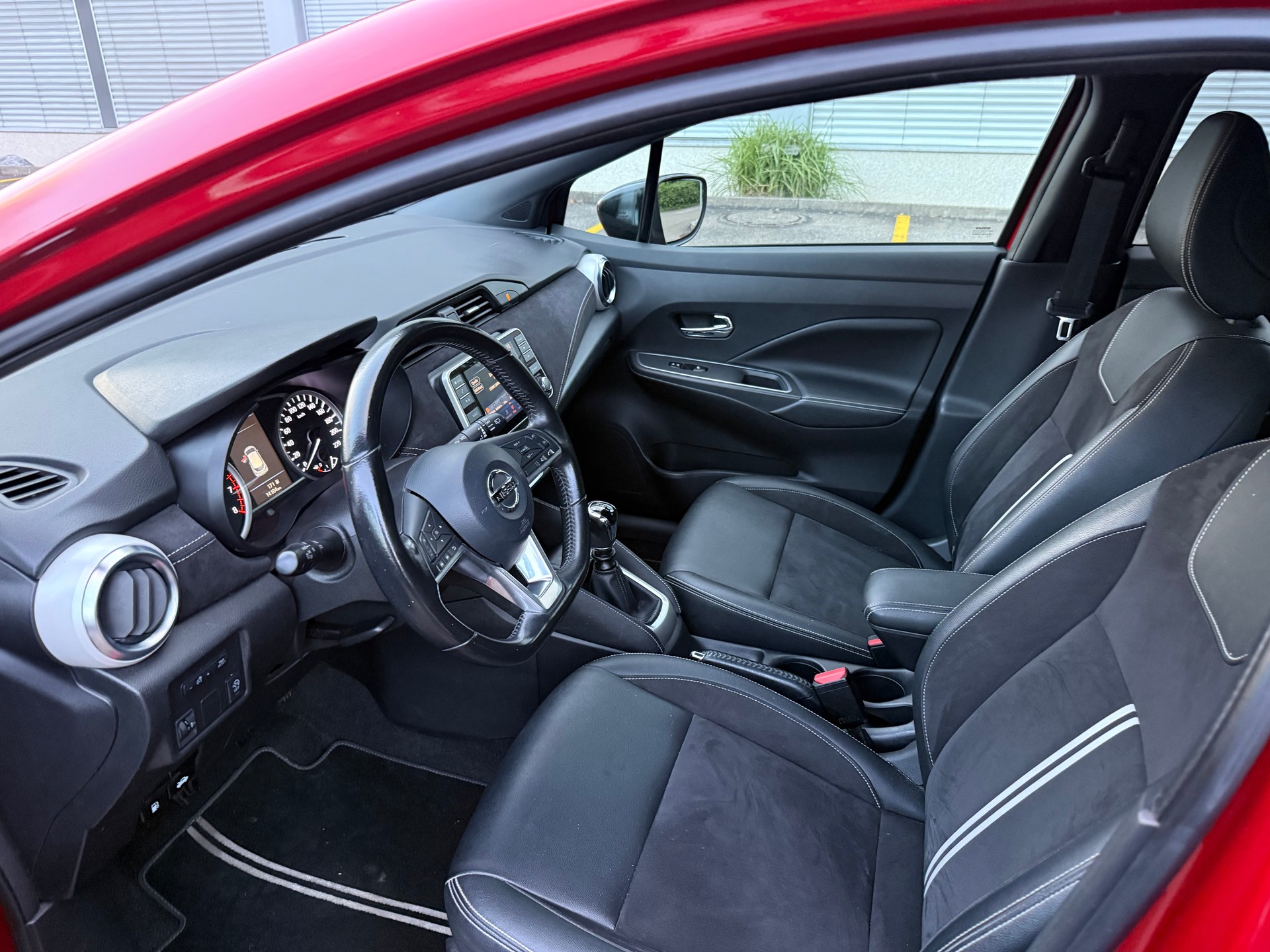 NISSAN Micra DIG-T 117 n-sport-image-8