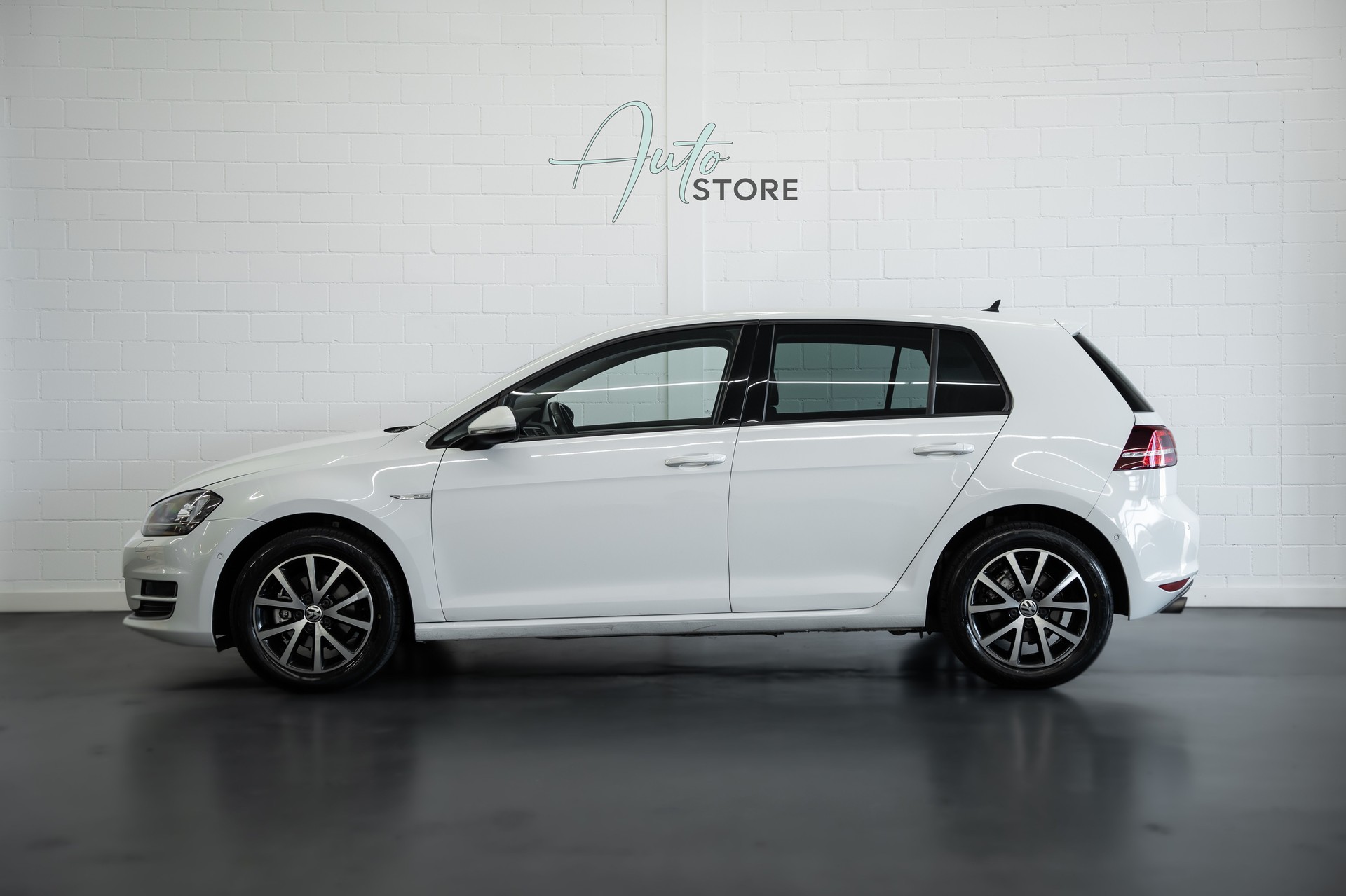 VW Golf 1.2 TSI Cup DSG-showroom-element-2