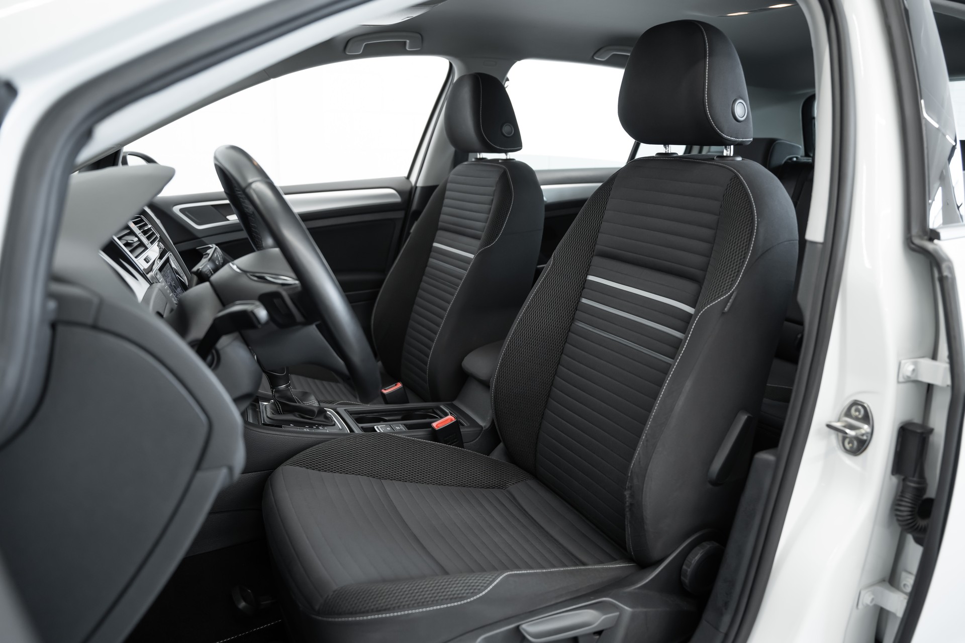 VW Golf 1.2 TSI Cup DSG-image-10