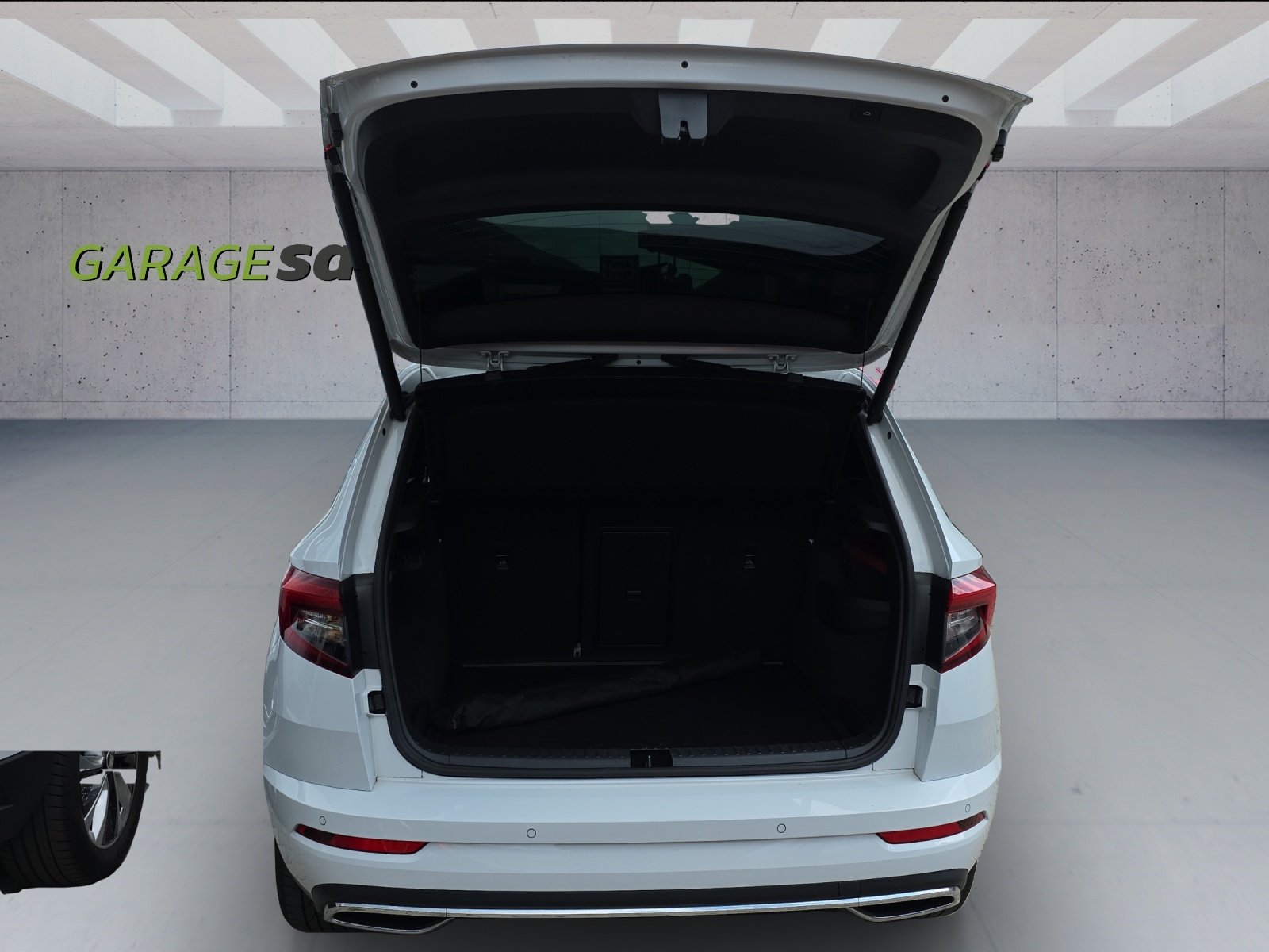 SKODA Karoq 2.0 TSI SportLine 4x4 DSG-image-9