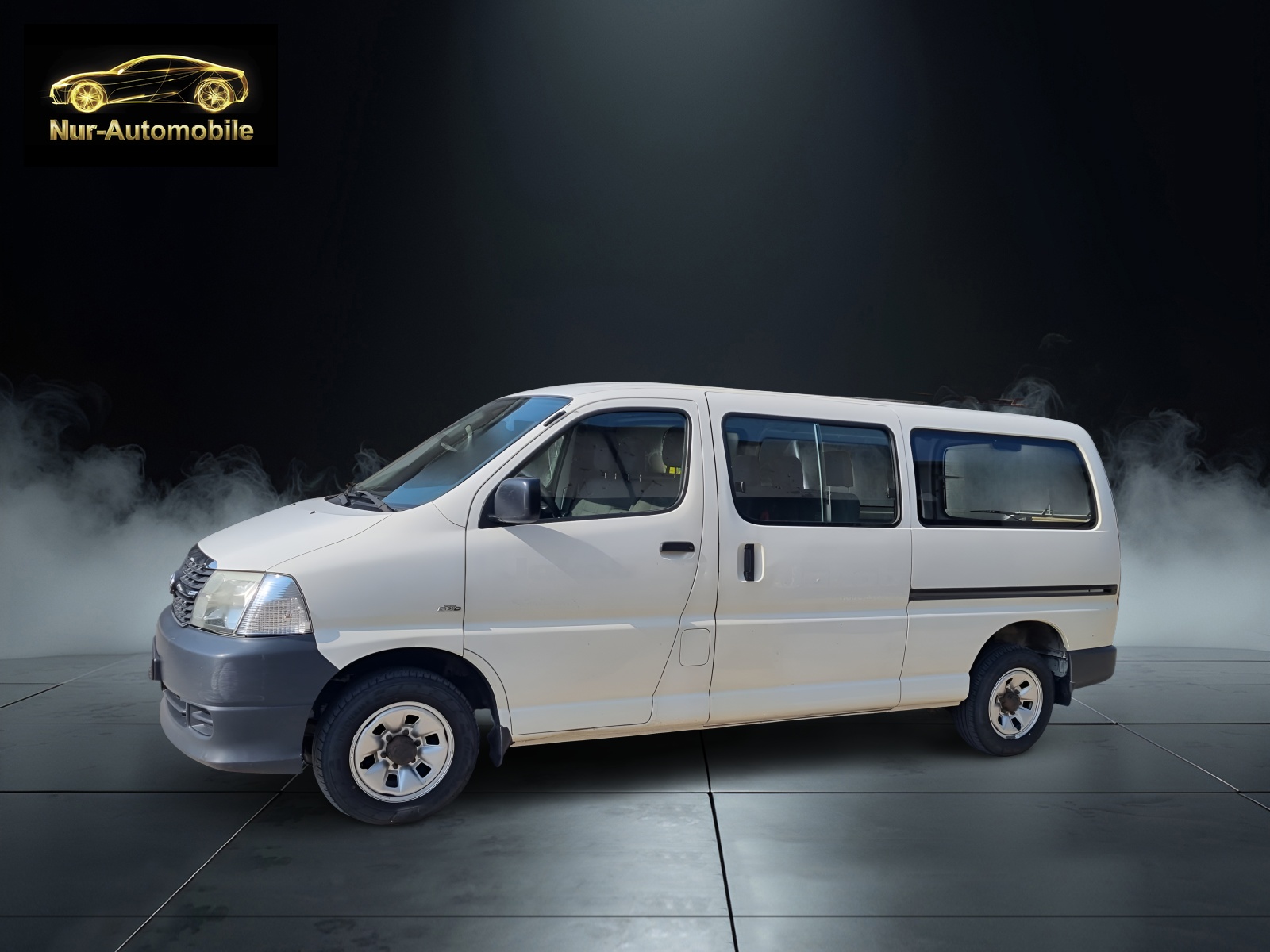 TOYOTA HI-ACE 2.5D 4WD-showroom-element-3