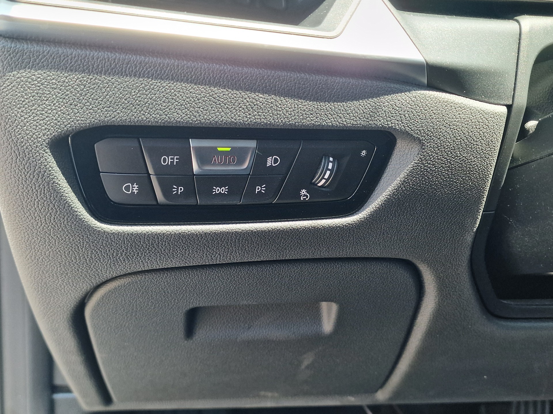 BMW i4 eDrive 40 8x Alu 590km WLTP-image-25