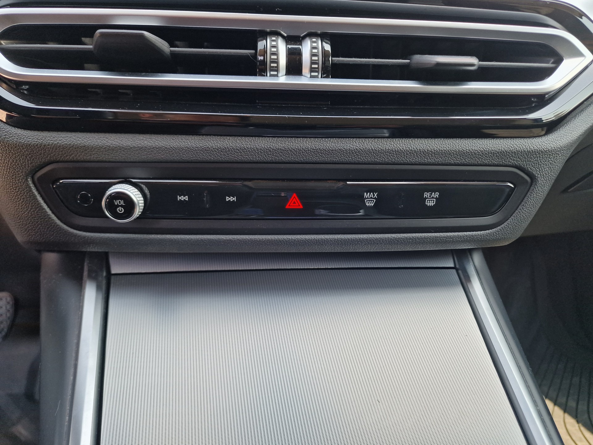 BMW i4 eDrive 40 8x Alu 590km WLTP-image-20