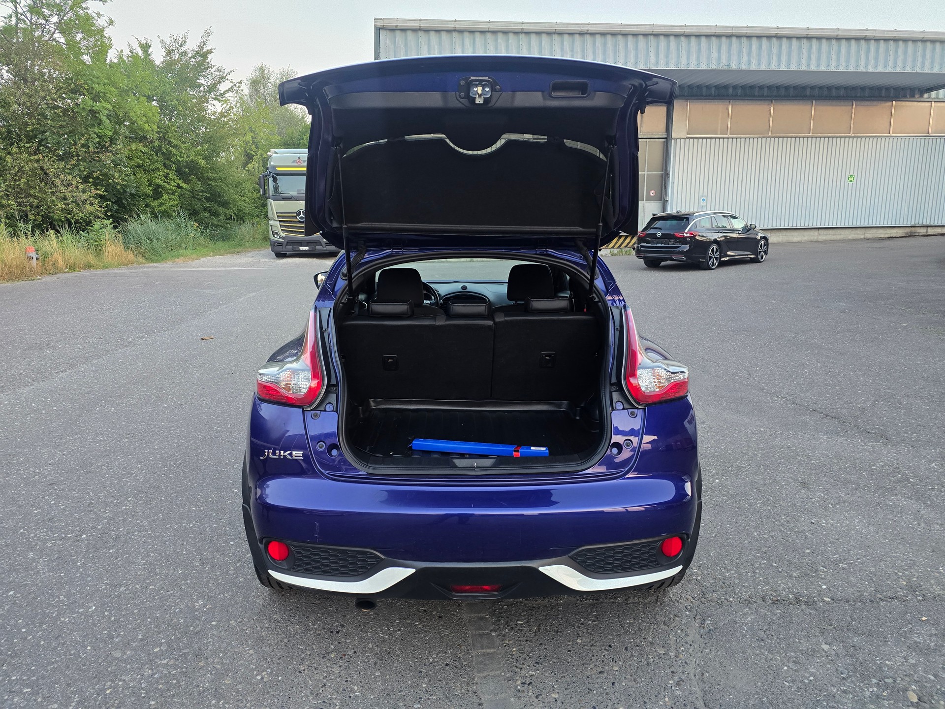 NISSAN Juke 1.6 DIG-T N-Connecta 4x4 Xtronic M-CVT-image-9