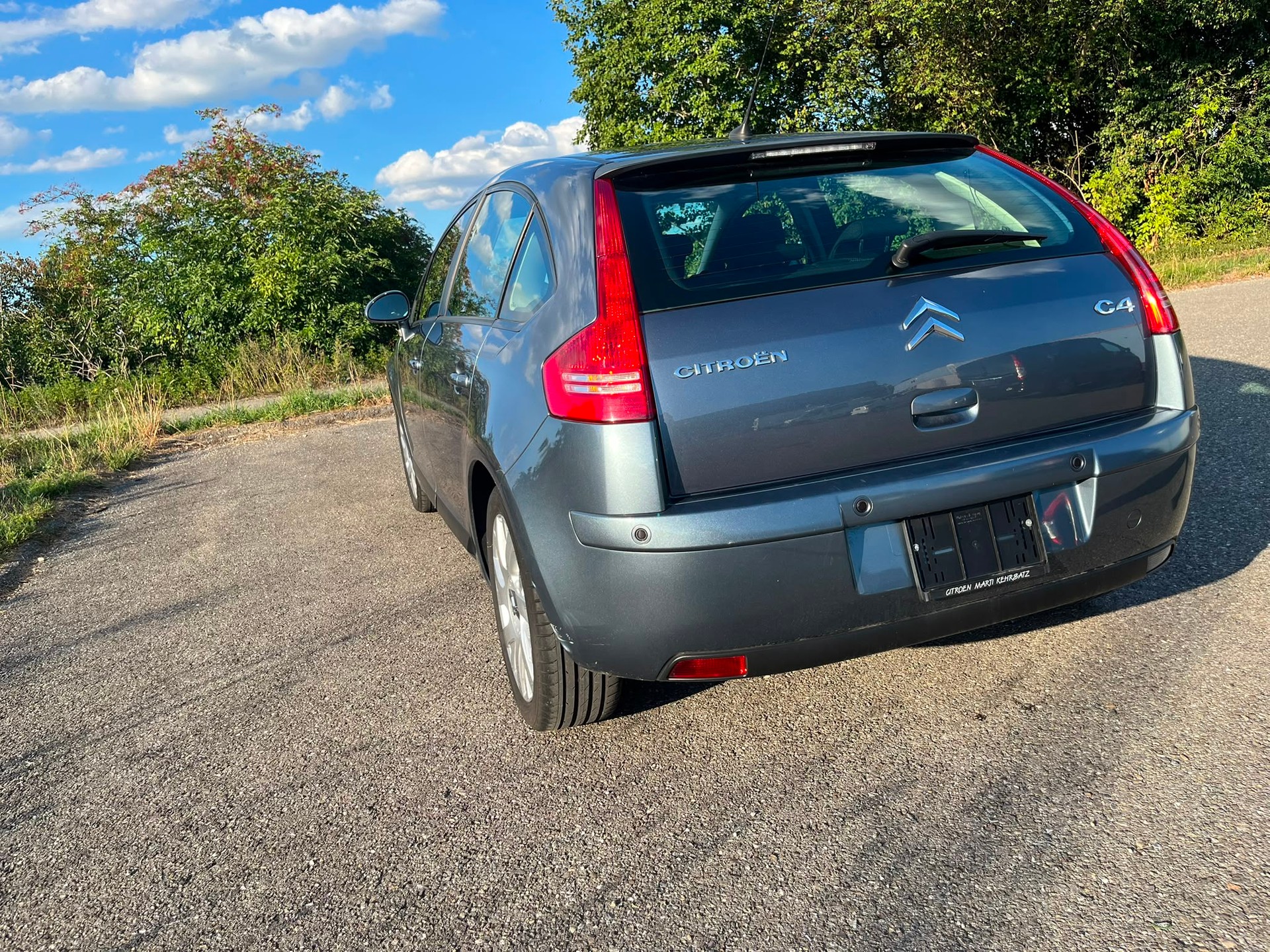 CITROEN C4 Berline 1.6i 16V SX-image-5