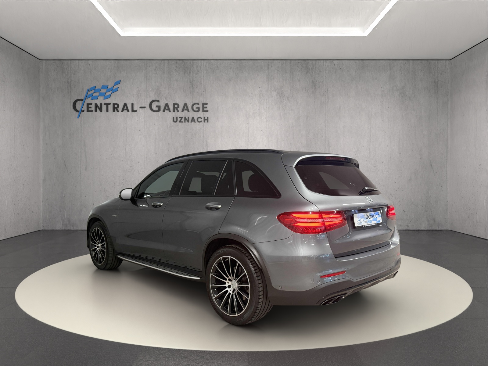 MERCEDES-BENZ GLC 43 AMG 4Matic 9G-Tronic-showroom-element-2