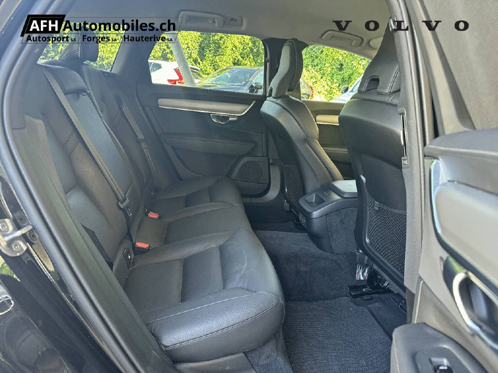 VOLVO V90 Cross Country 2.0 B5 Plus-image-11