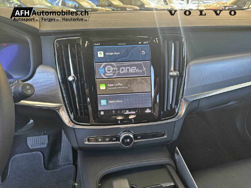VOLVO V90 Cross Country 2.0 B5 Plus-image-14
