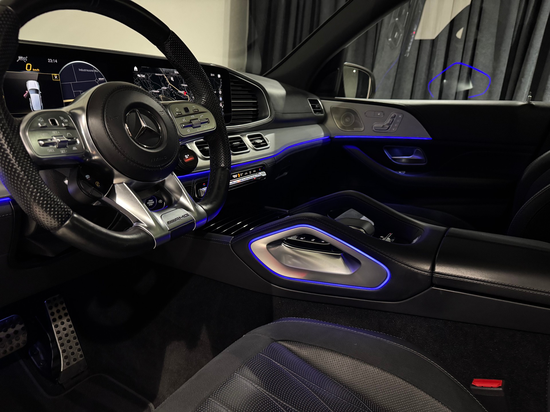 MERCEDES-BENZ GLE 53 AMG 4Matic+ 9G-Speedshift | CH | 1.Hand |-image-22