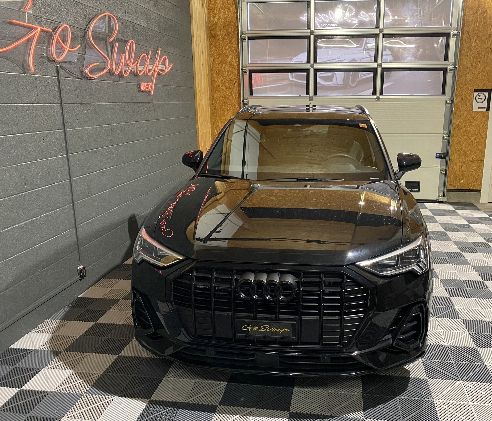 AUDI Q3 Sportback 40 TFSI S line quattro S-tronic-image-8