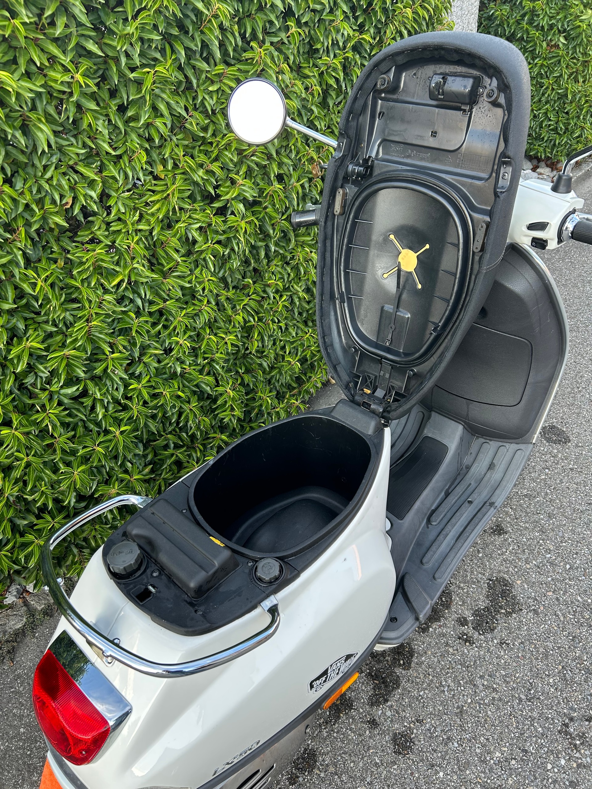 PIAGGIO Vespa 50 LX2-image-5