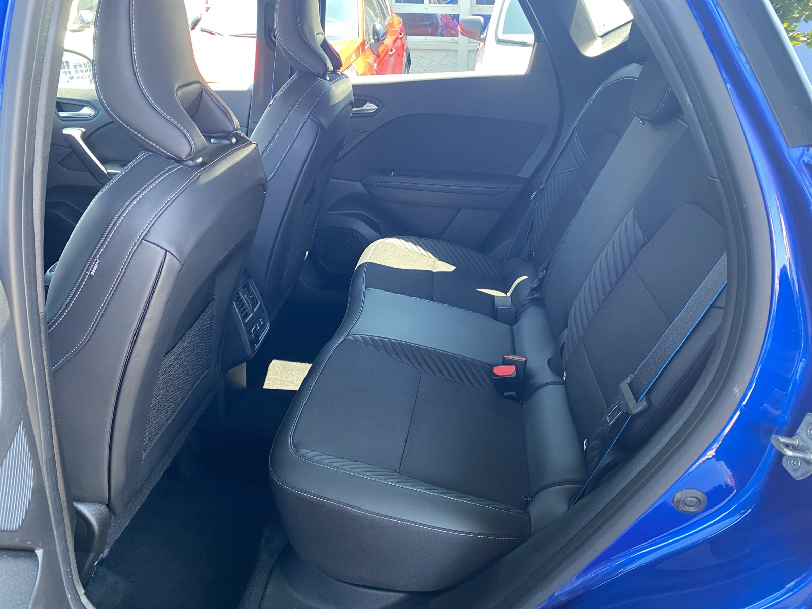 RENAULT Captur 1.3 TCe 160 esprit Alpine EDC-image-10