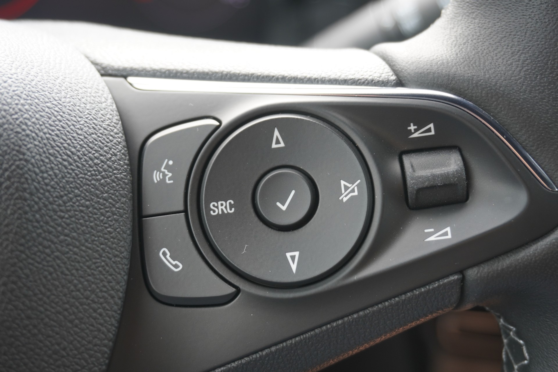 OPEL Mokka e GS-image-30