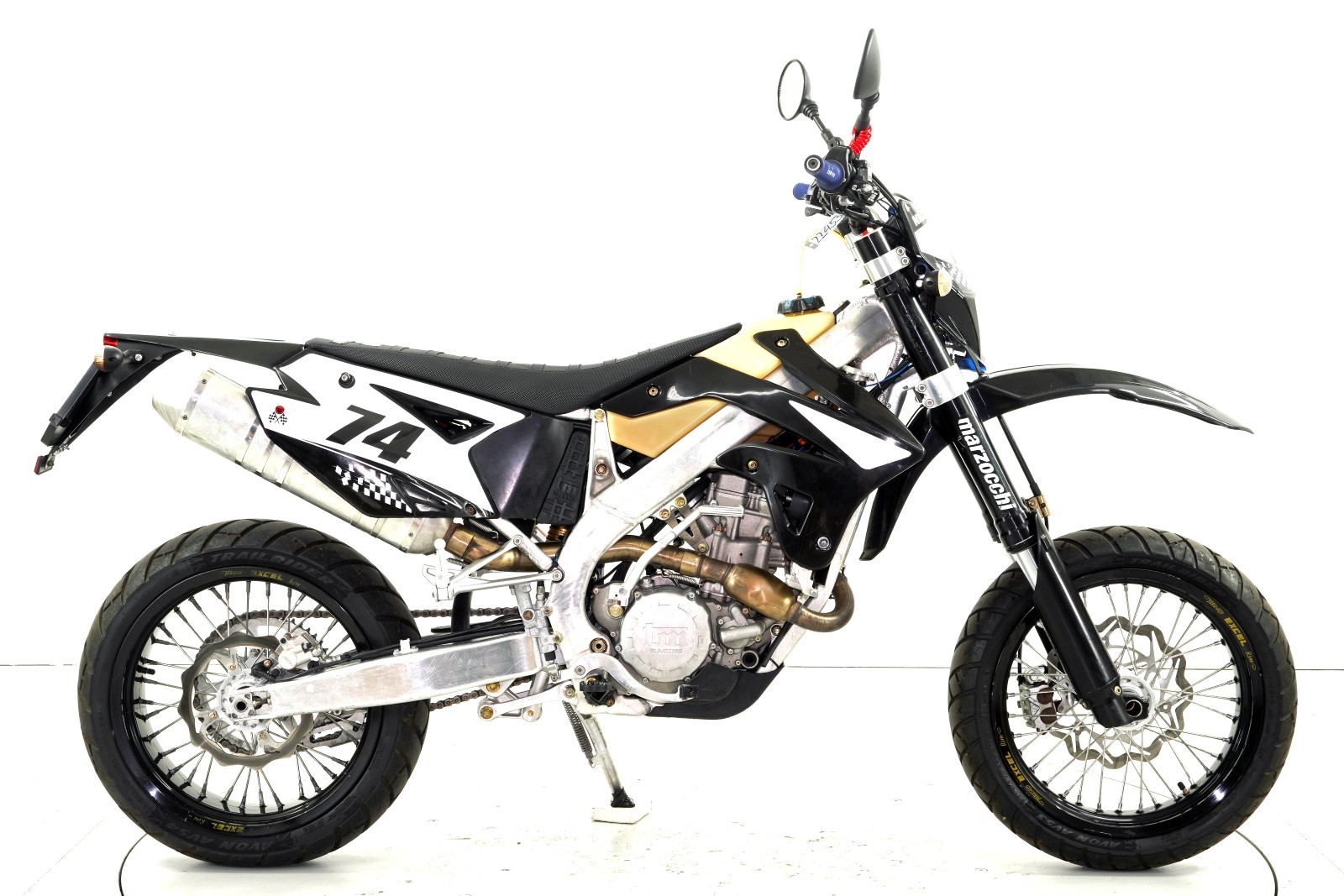 TM EN 250 Fi-image-3