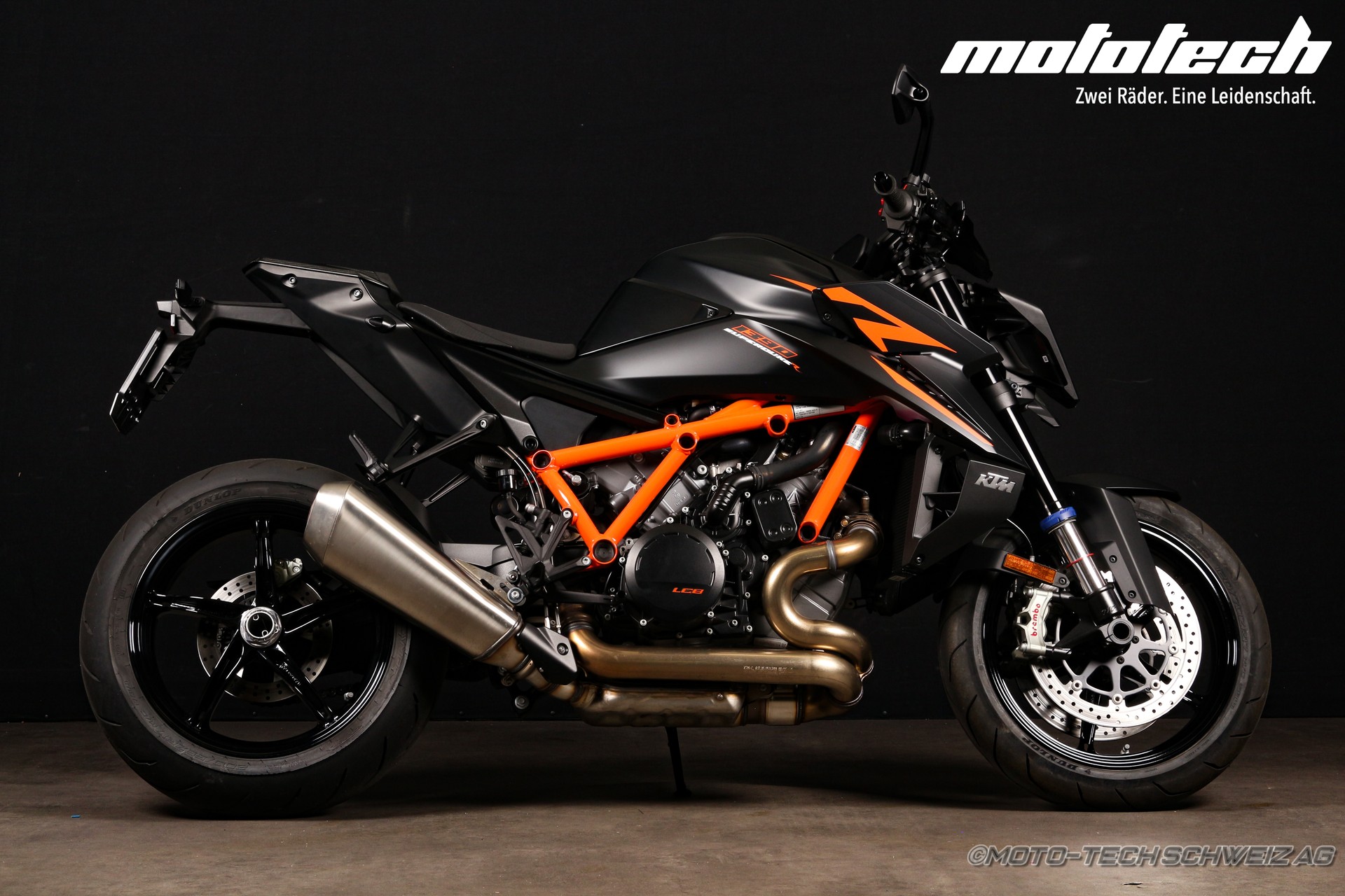 KTM 1390 Super Duke R-image-1