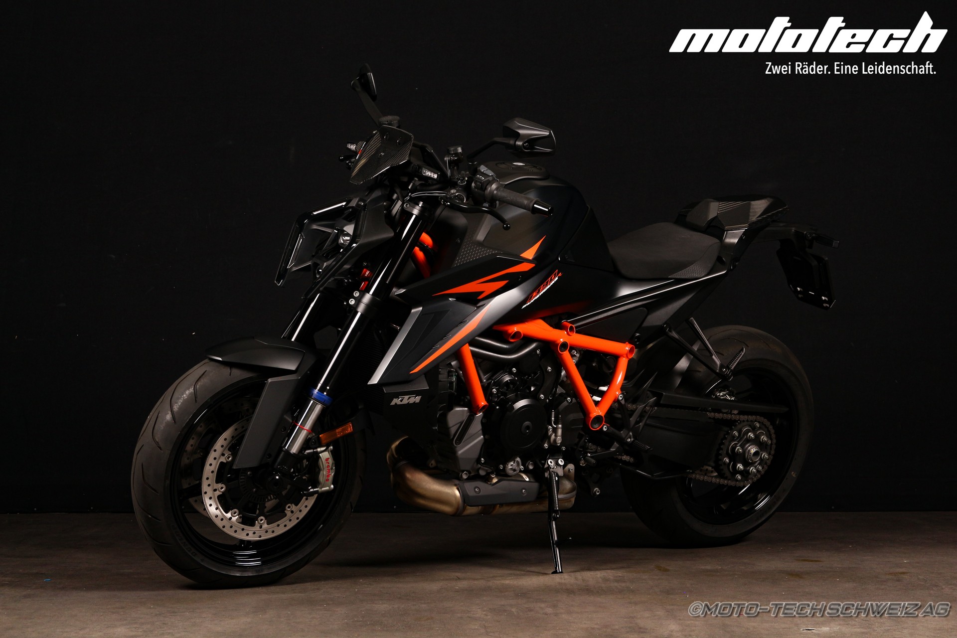 KTM 1390 Super Duke R-image-5