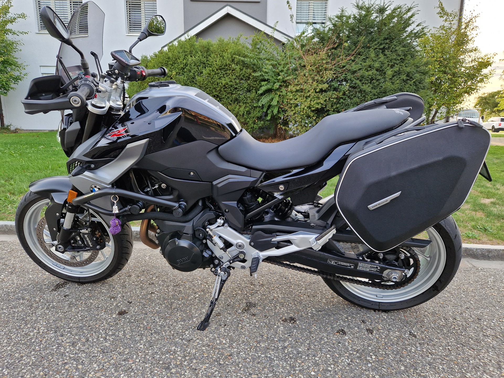 BMW F 900 R A2 (35kW) ABS-image-5
