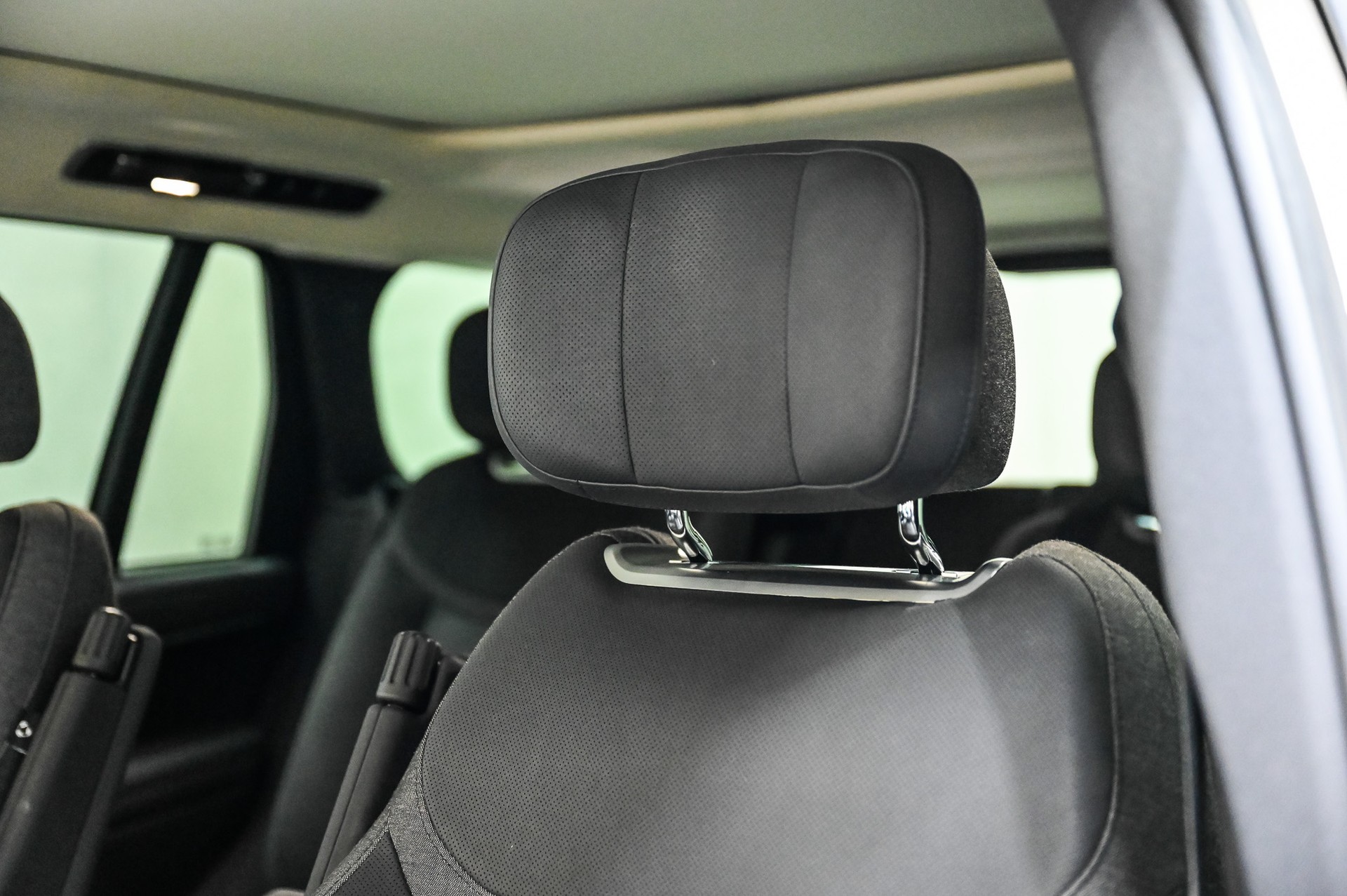 LAND ROVER Range Rover 3.0 TD6 350 HSE-image-31