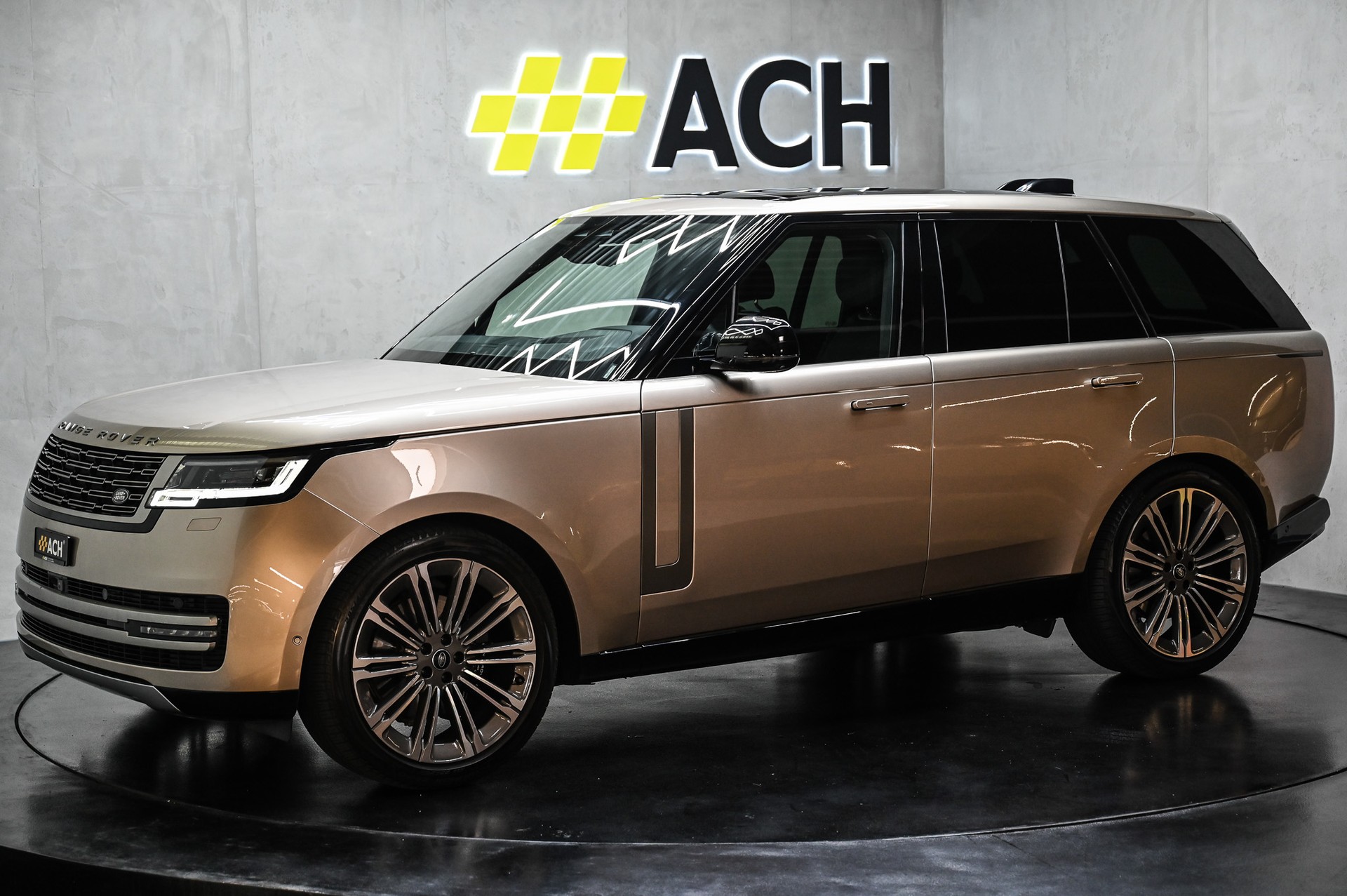 LAND ROVER Range Rover 3.0 TD6 350 HSE-showroom-element-3