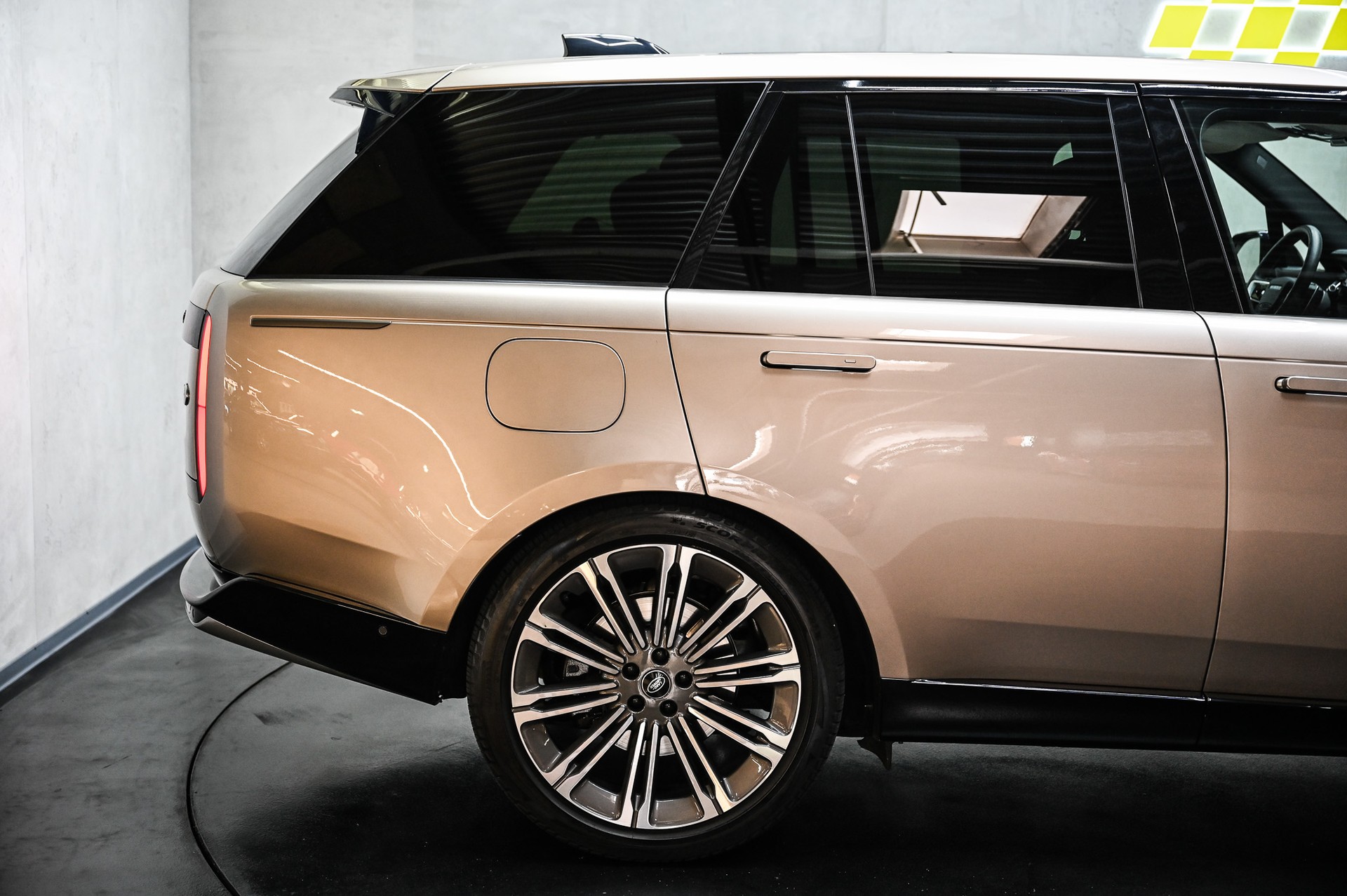 LAND ROVER Range Rover 3.0 TD6 350 HSE-image-13