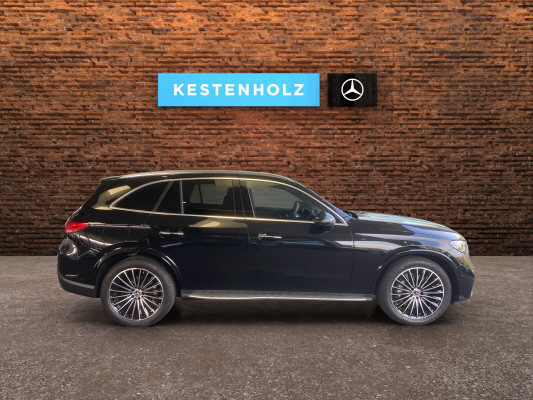MERCEDES-BENZ GLC 300 d 4M 9G-Tronic-showroom-element-2